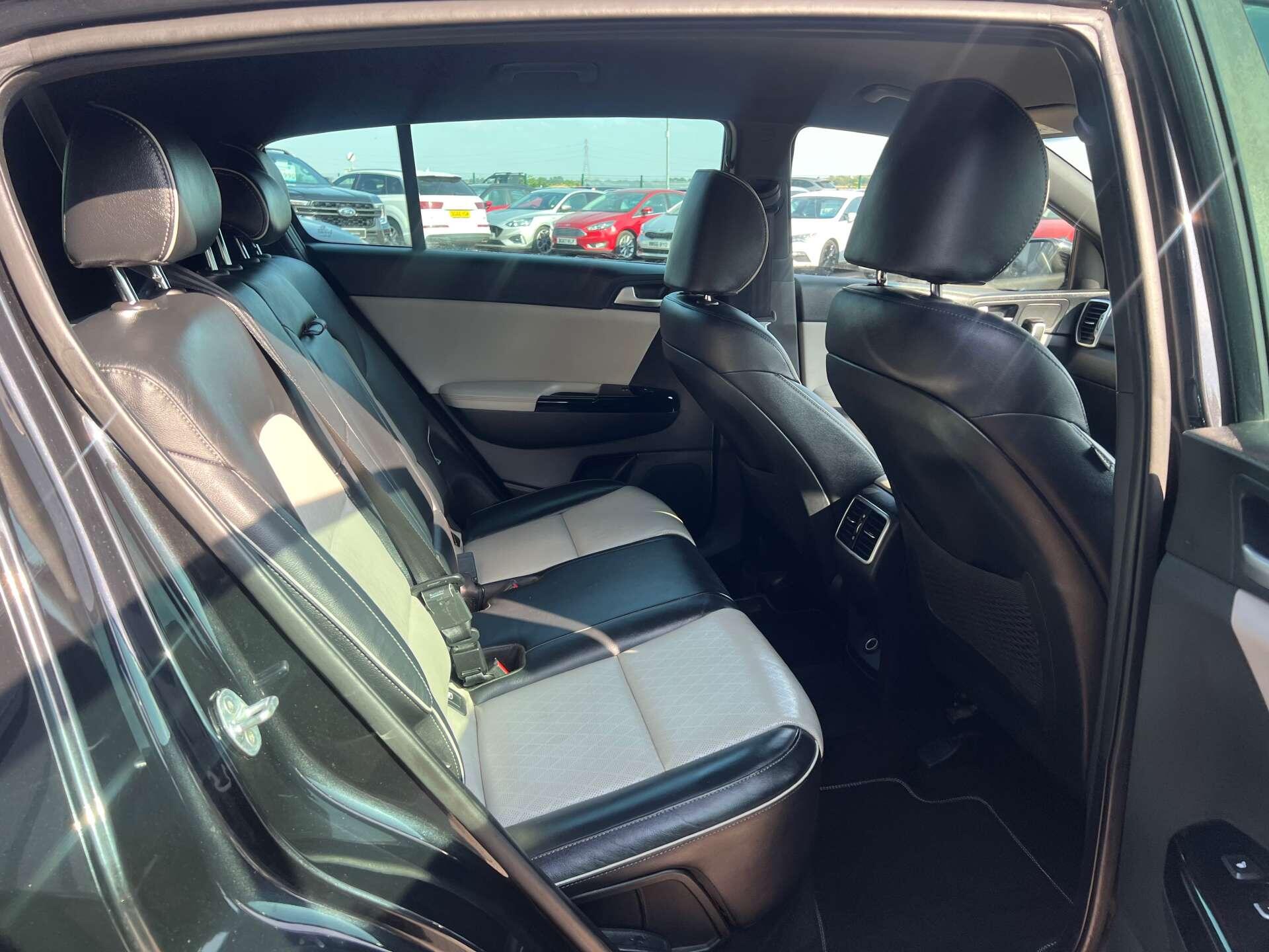 Kia Sportage view 29