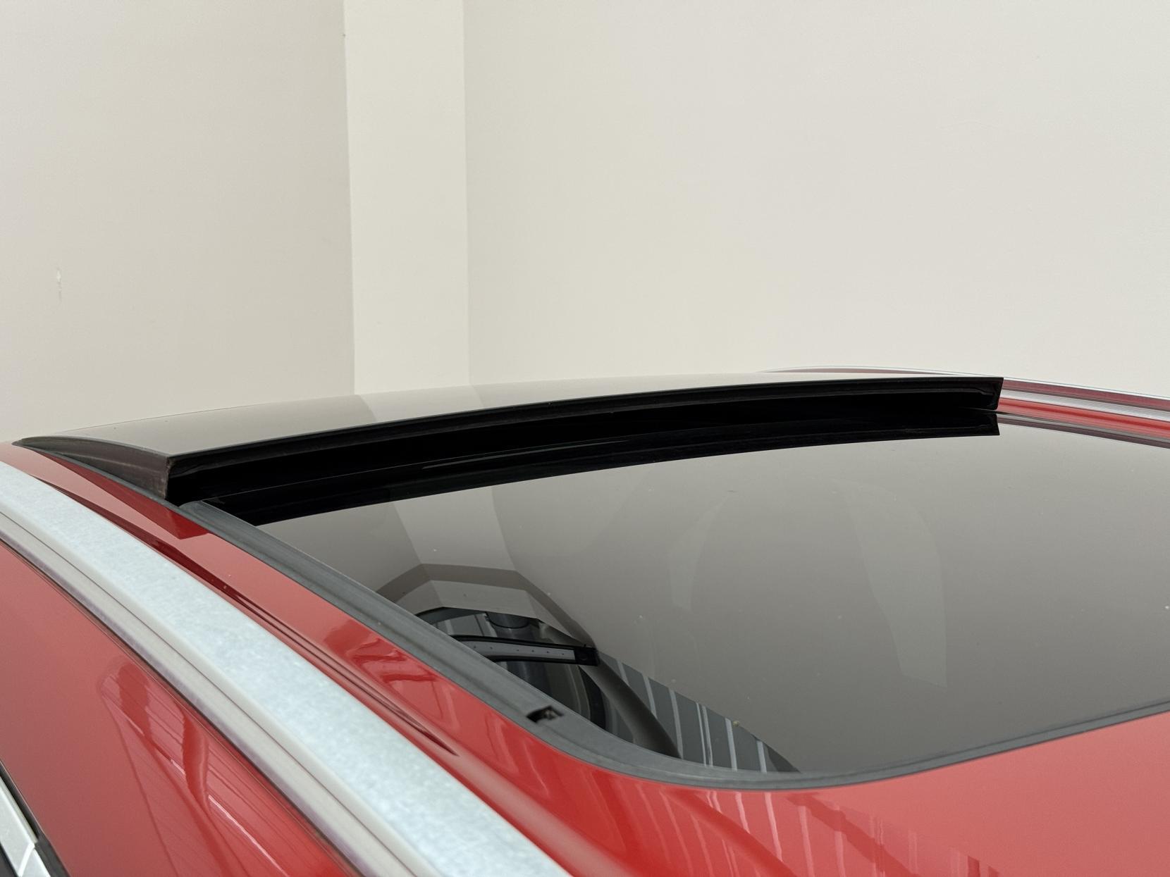 Volvo XC60 view 11