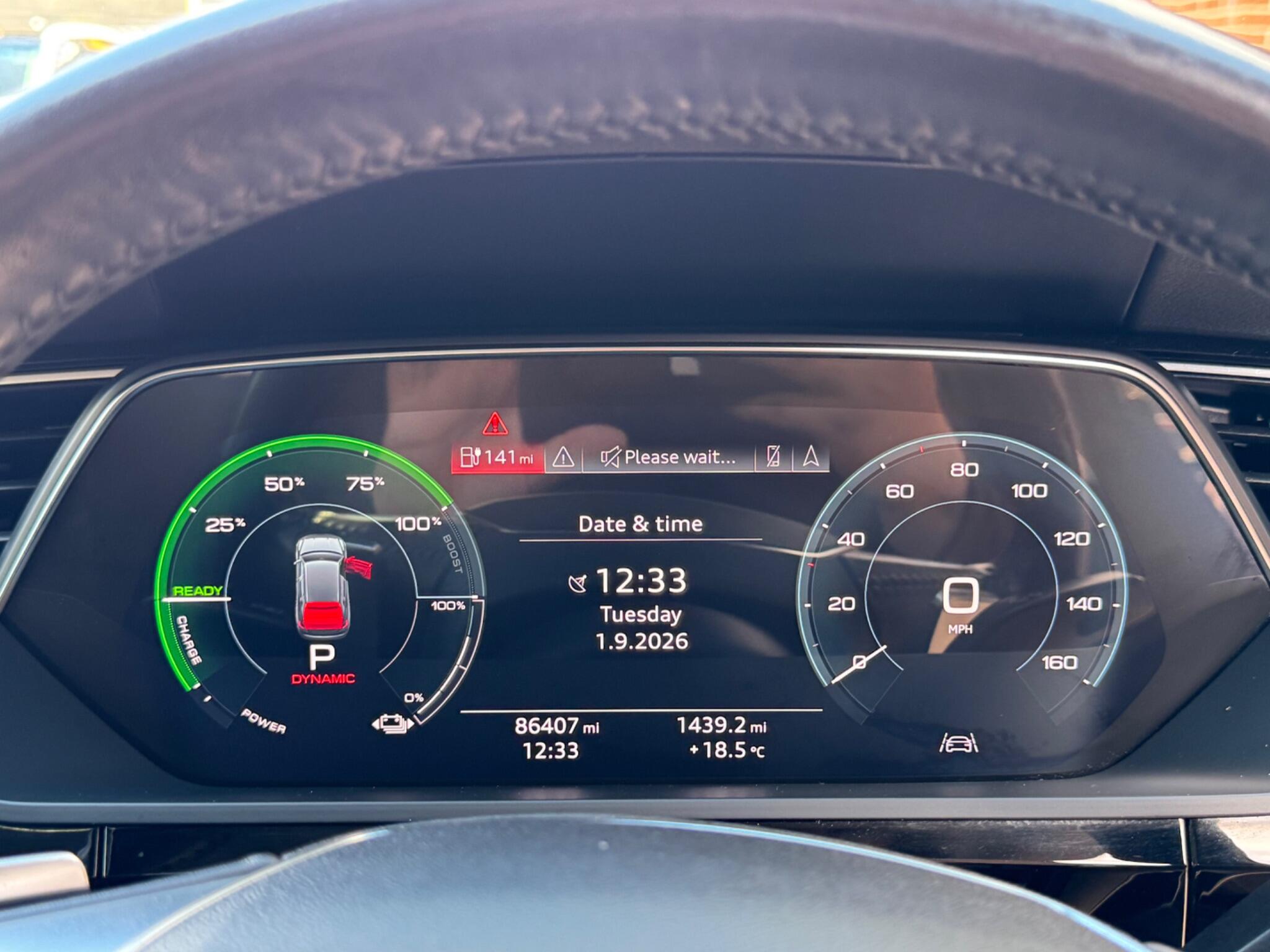 Audi E-Tron view 26