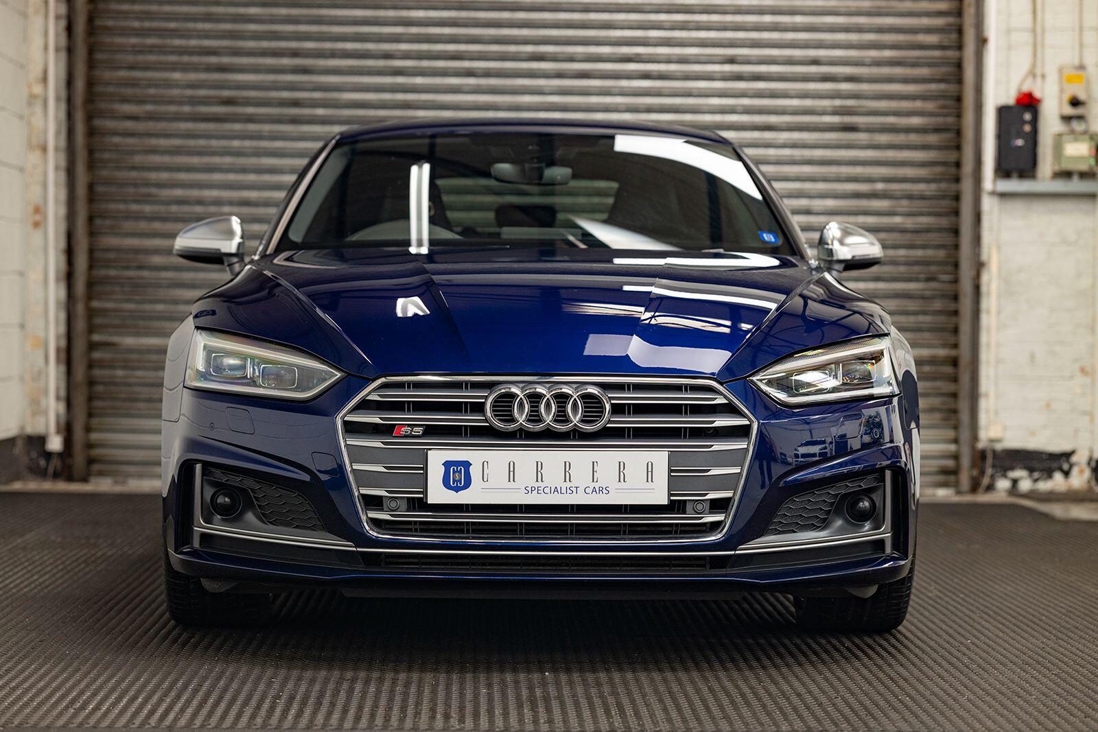 Audi S5 view 8