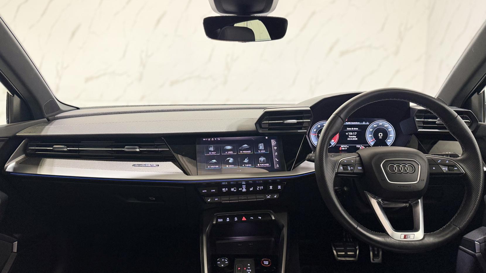 Audi S3 view 21