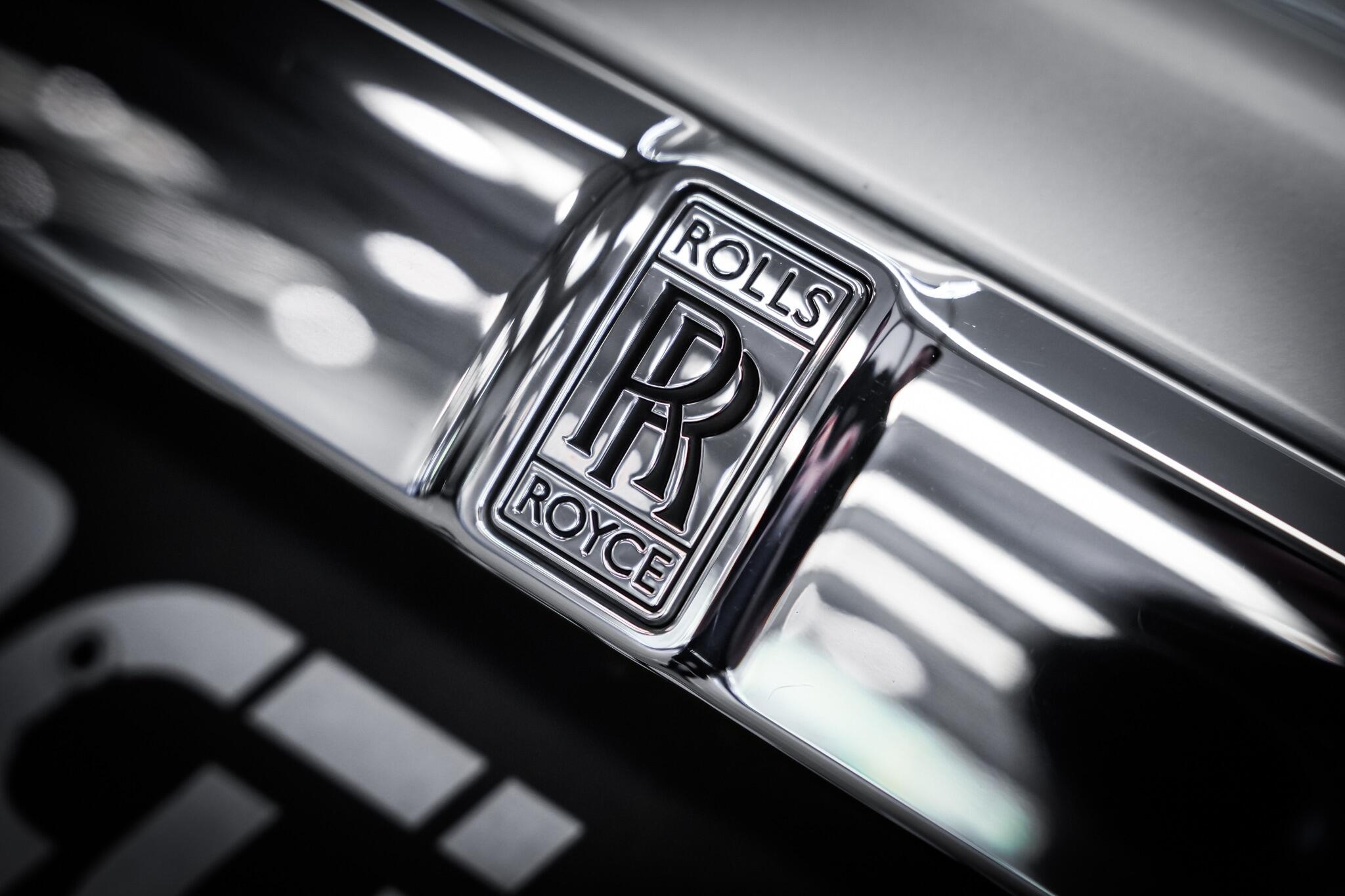 Rolls-Royce Wraith view 9