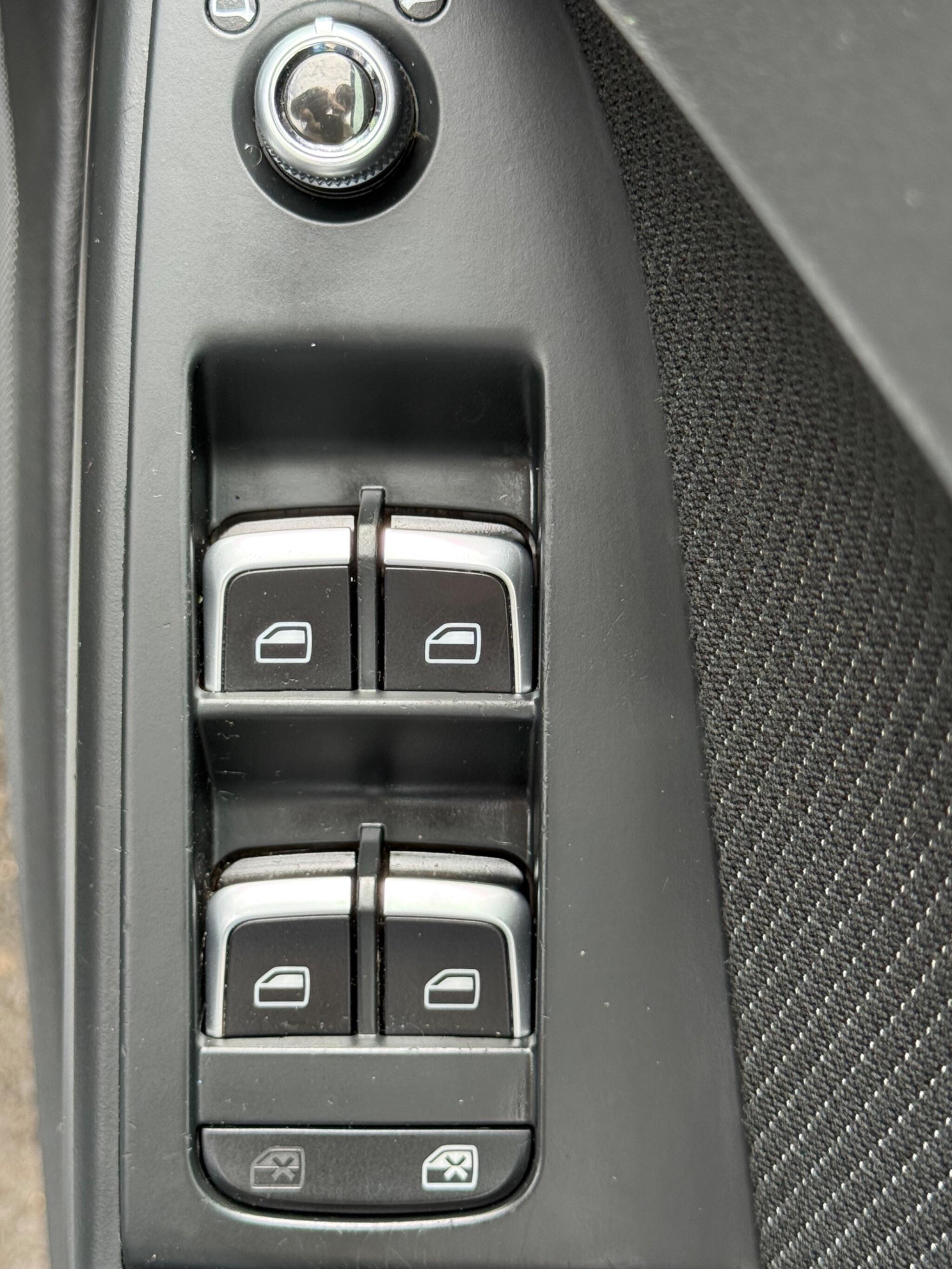 Audi A4 view 31