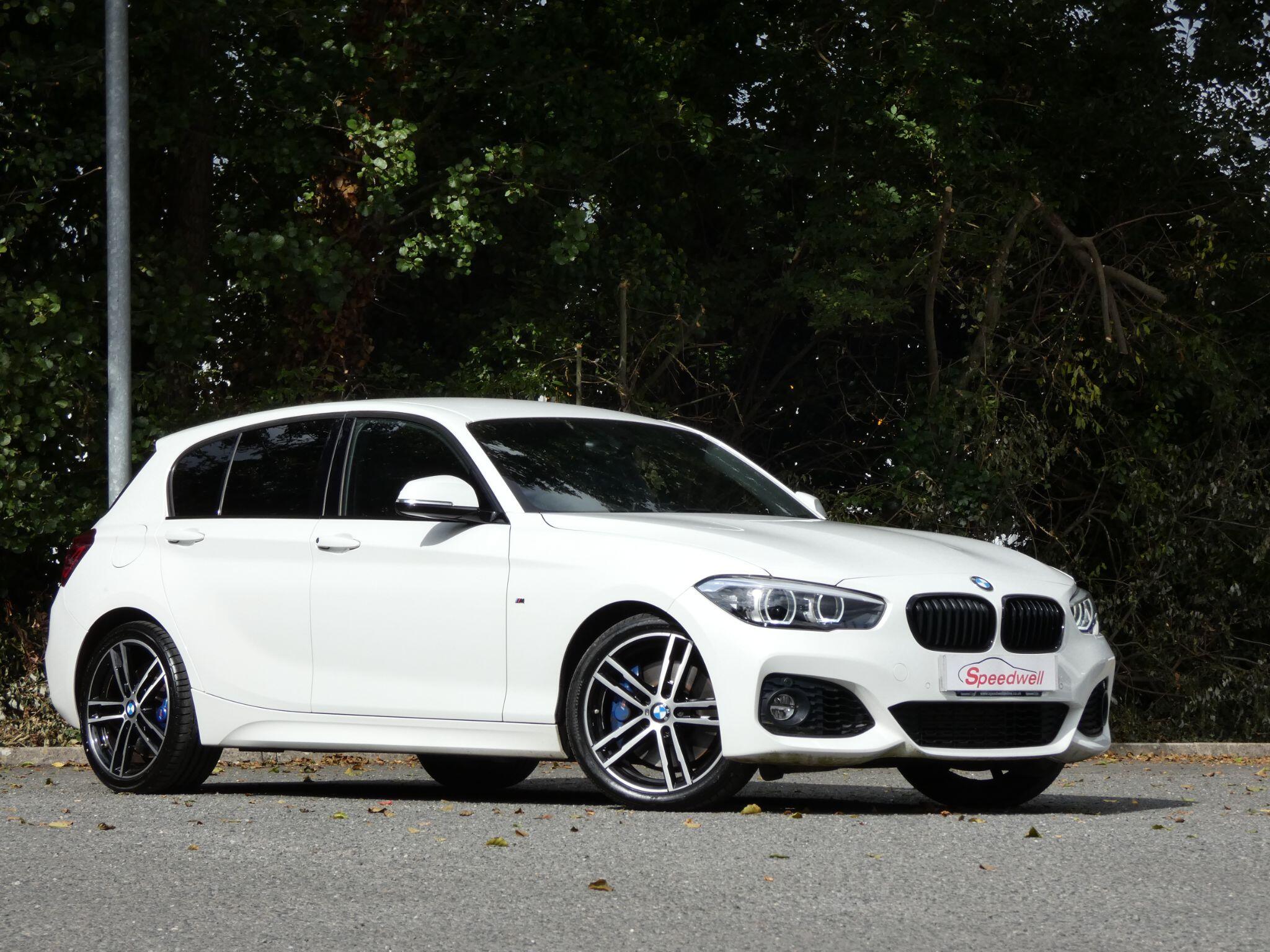 BMW 1 Series view 11