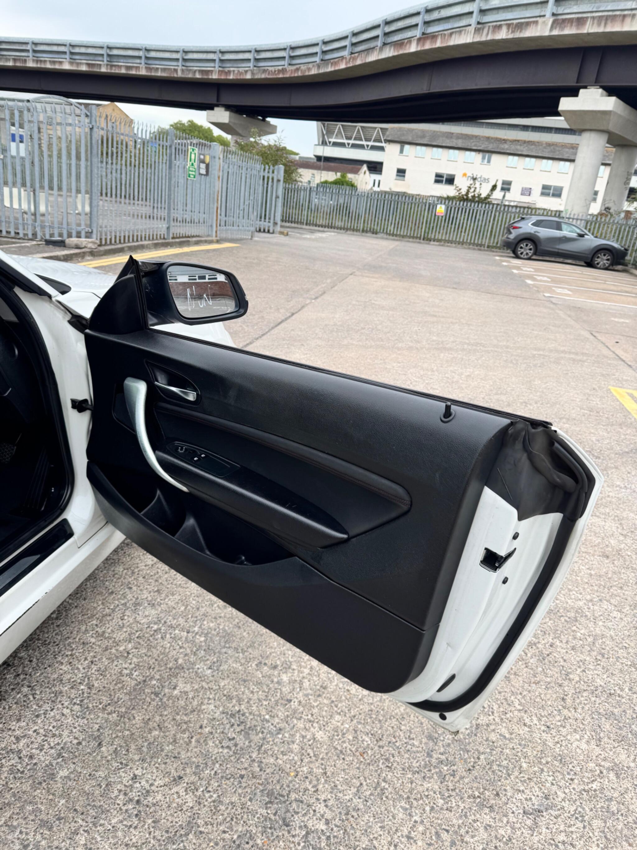 BMW 2 Series view 35