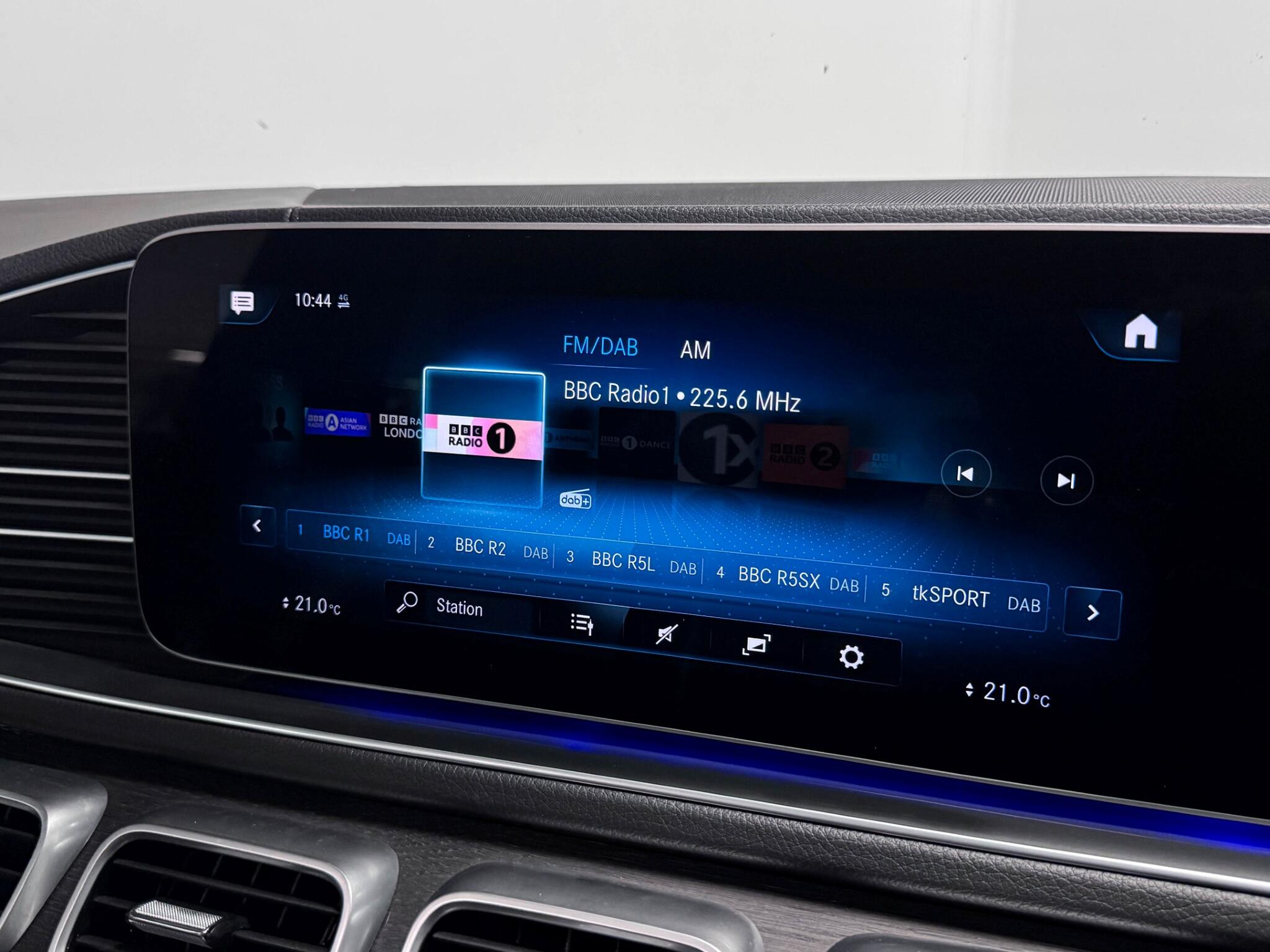 Mercedes-Benz GLE view 48