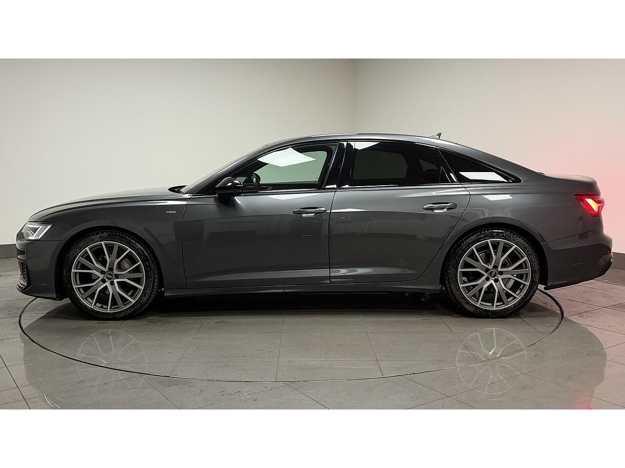 Audi A6 view 4