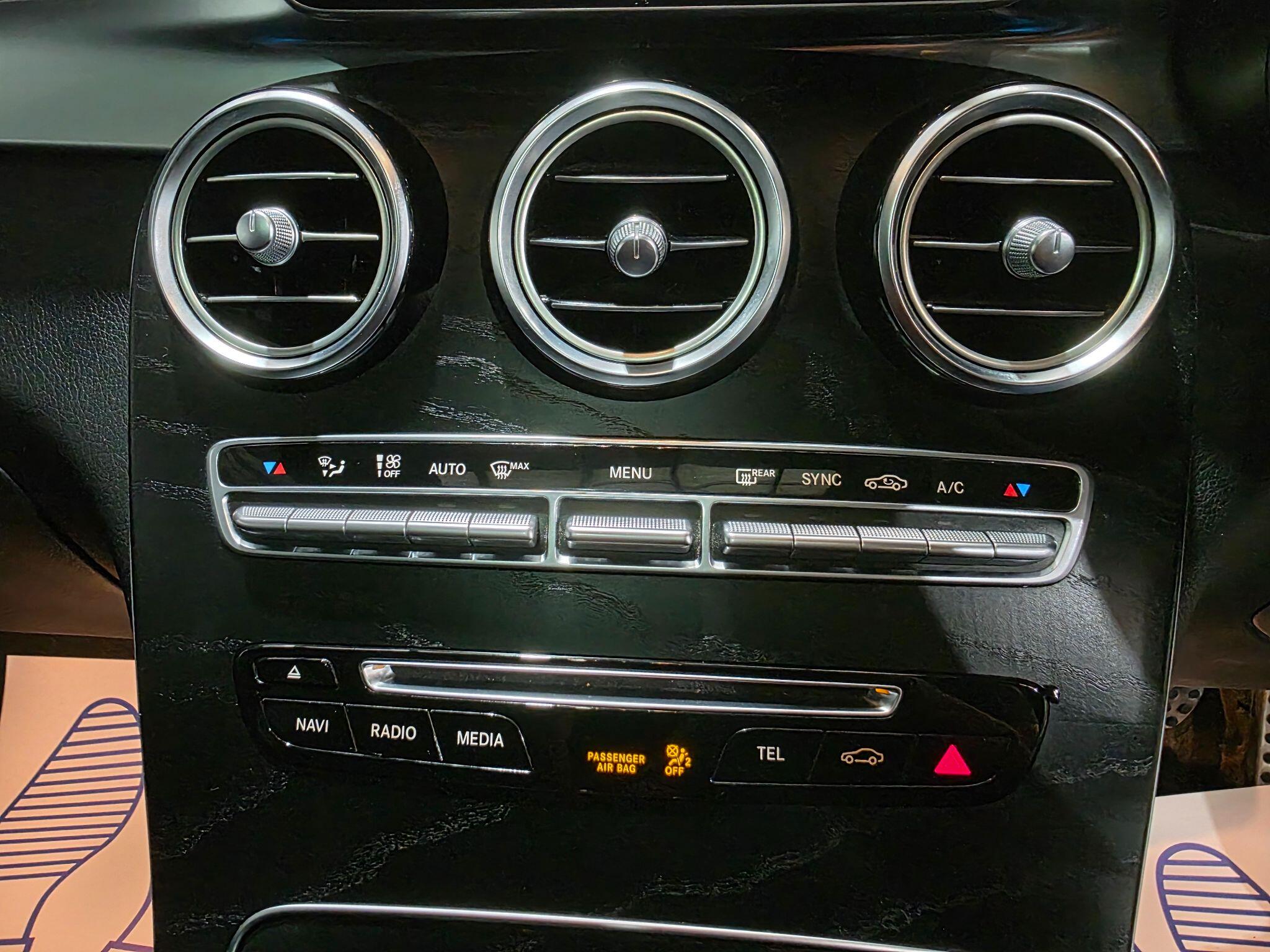 Mercedes-Benz GLC view 10