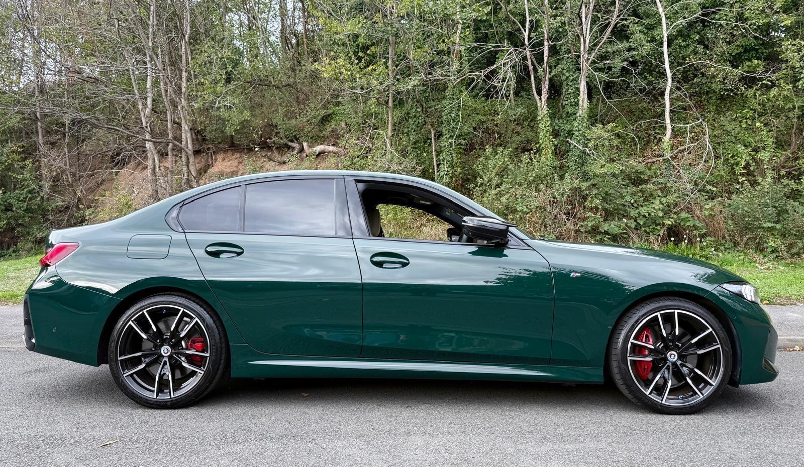 BMW 3 Series view 4