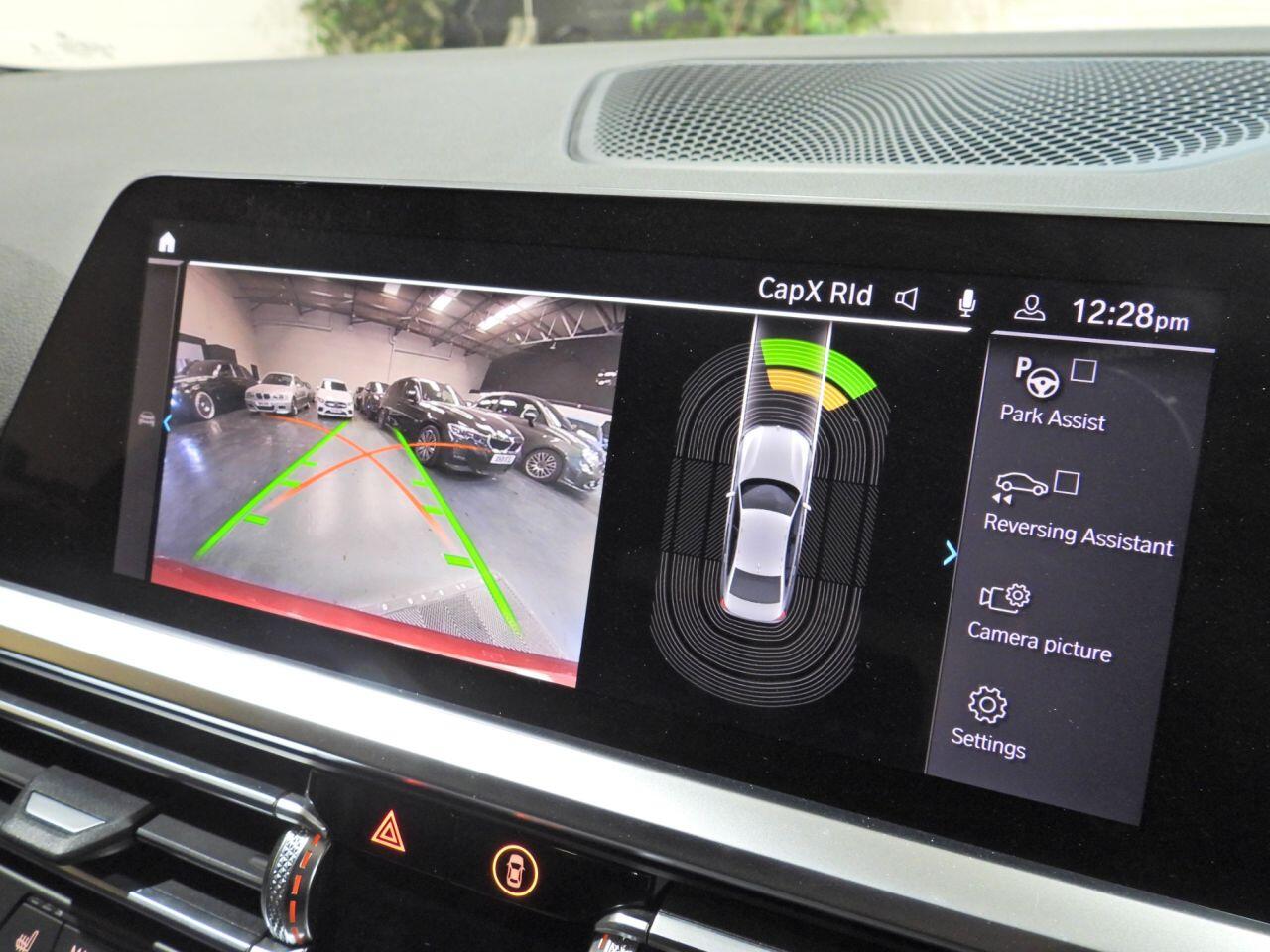 BMW 3 Series view 47