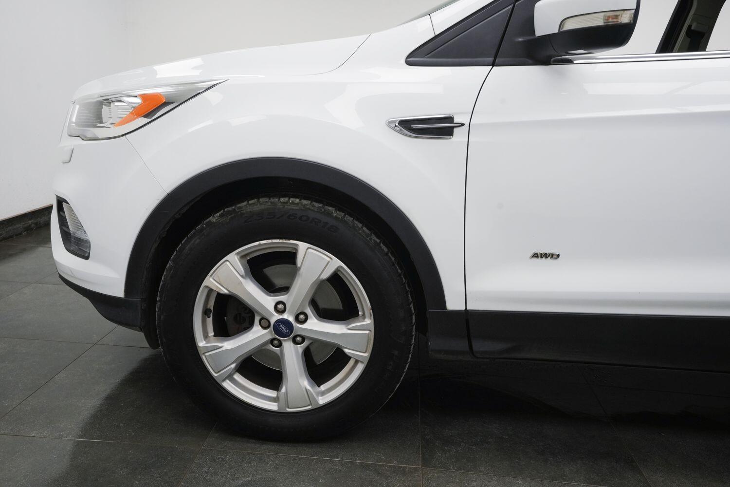 Ford Kuga view 5