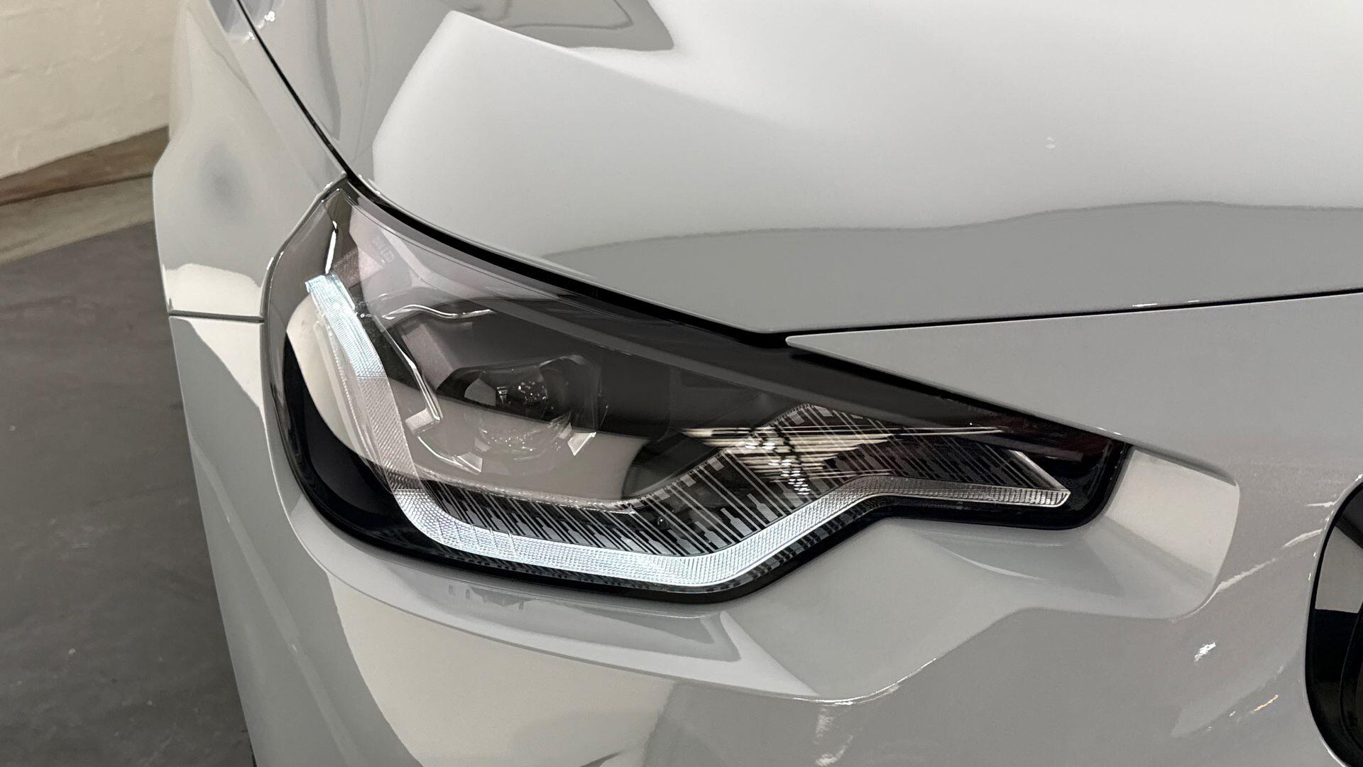 BMW 2 Series view 22