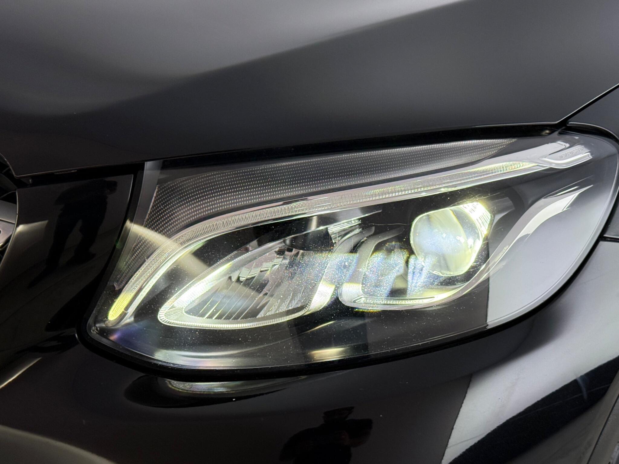 Mercedes-Benz GLC view 13