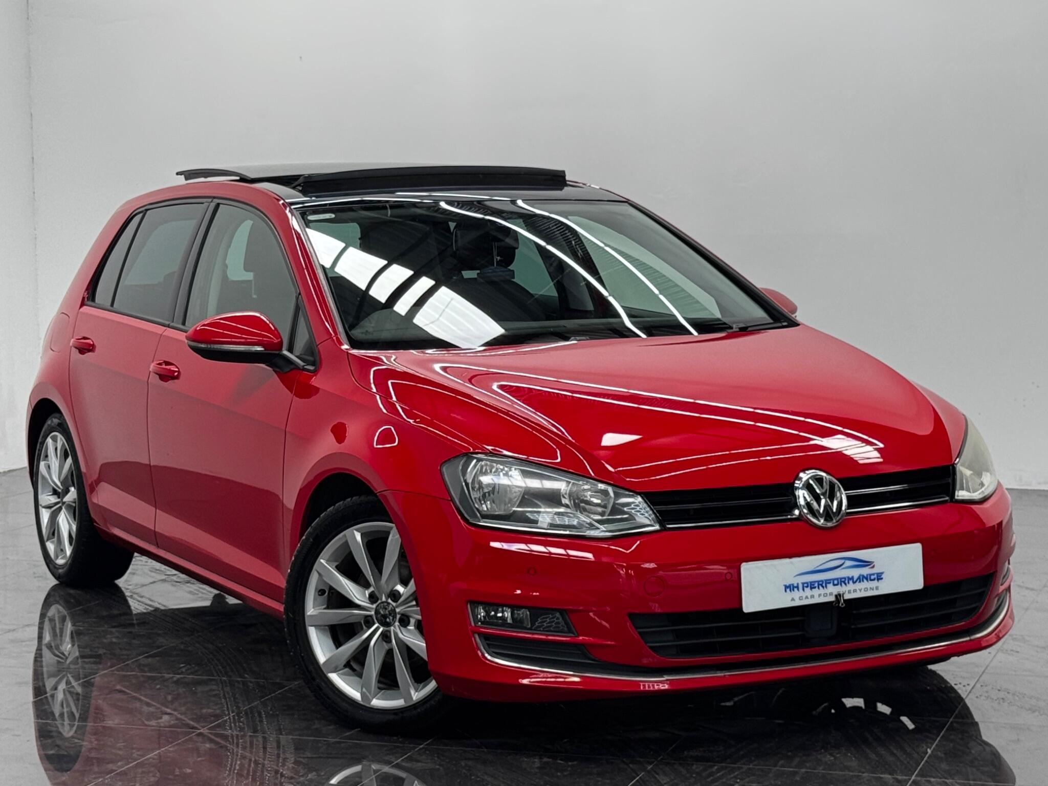 Volkswagen Golf view 3