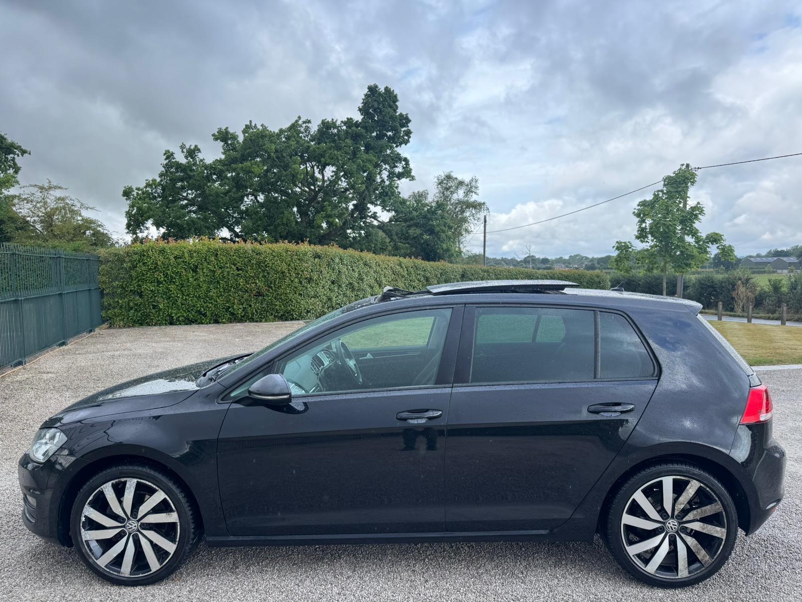 2017 Volkswagen Golf 1.4 TSI BlueMotion Tech ACT GT Edition Euro 6 (s/s) 5dr • 92,000 miles image 14