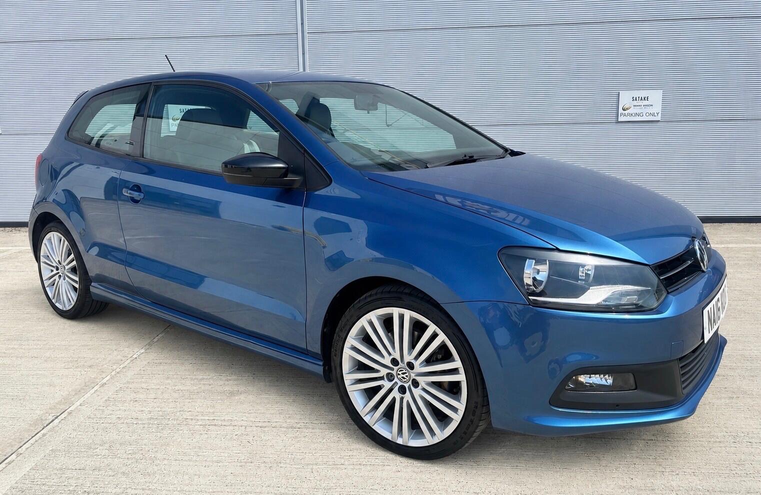 Volkswagen Polo view 6