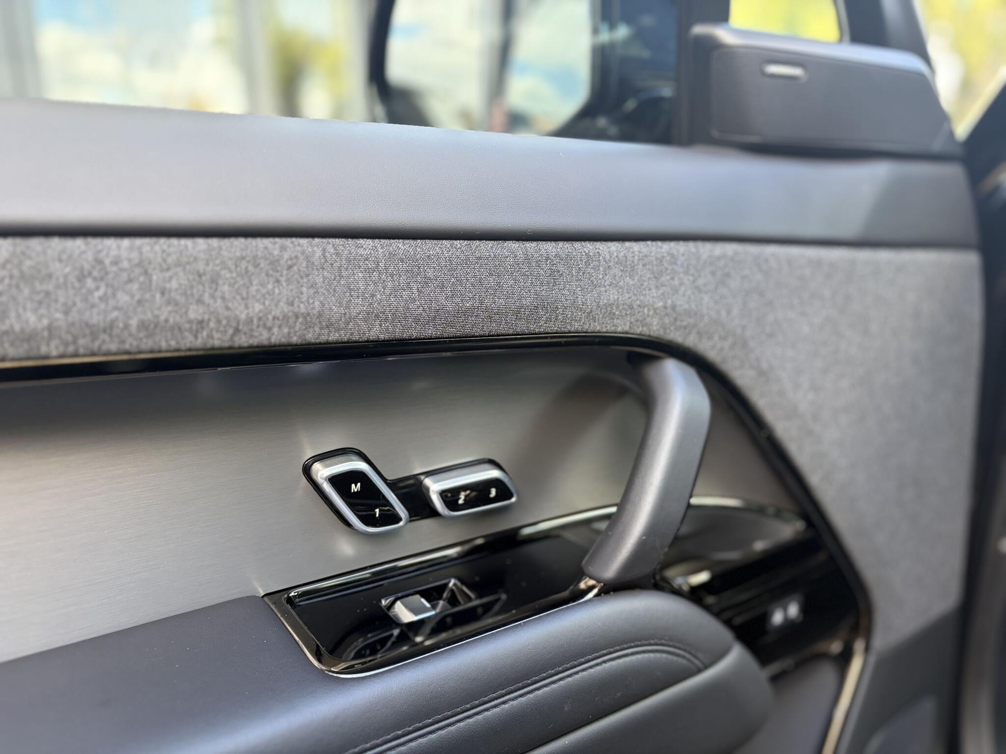 Land Rover Range Rover Sport view 25