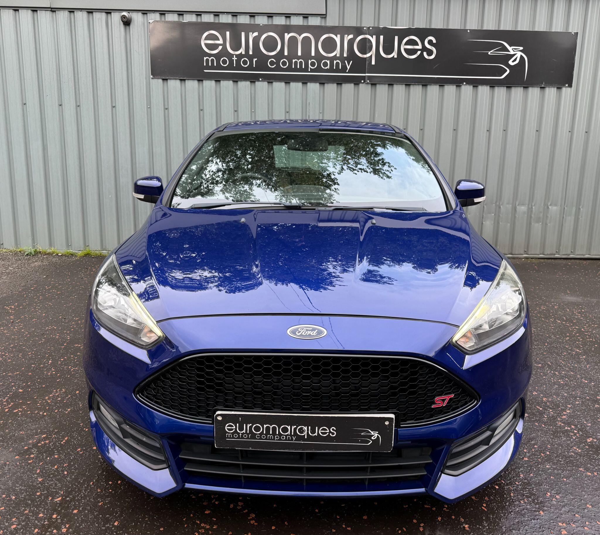 Ford Focus view 11