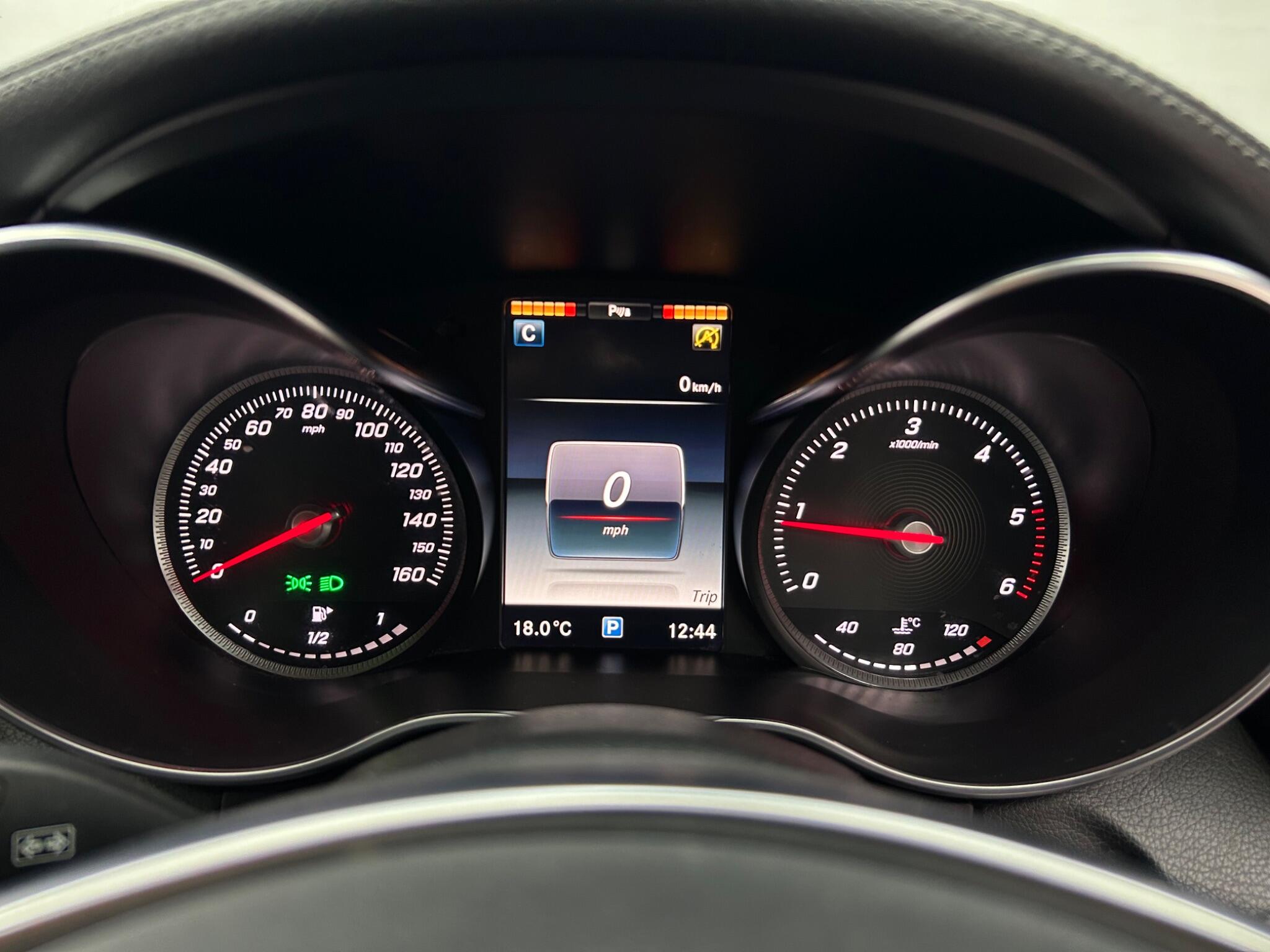 Mercedes-Benz C Class view 42