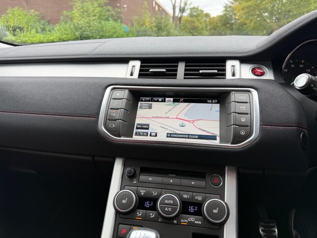 Land Rover Range Rover Evoque view 27