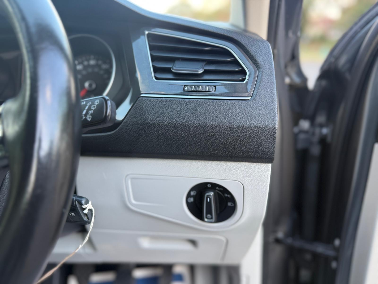 Volkswagen Tiguan view 37