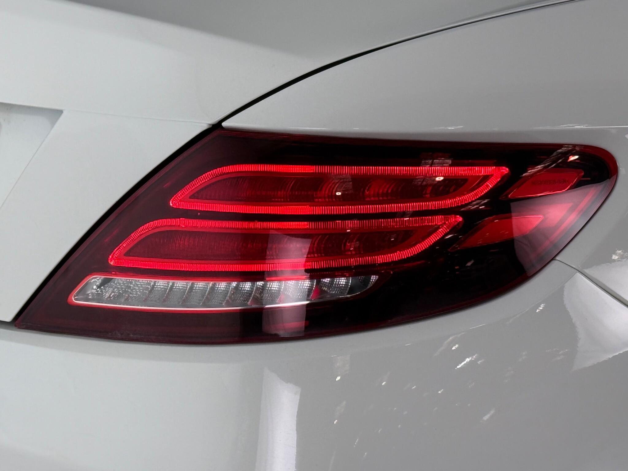 Mercedes-Benz SLC view 11