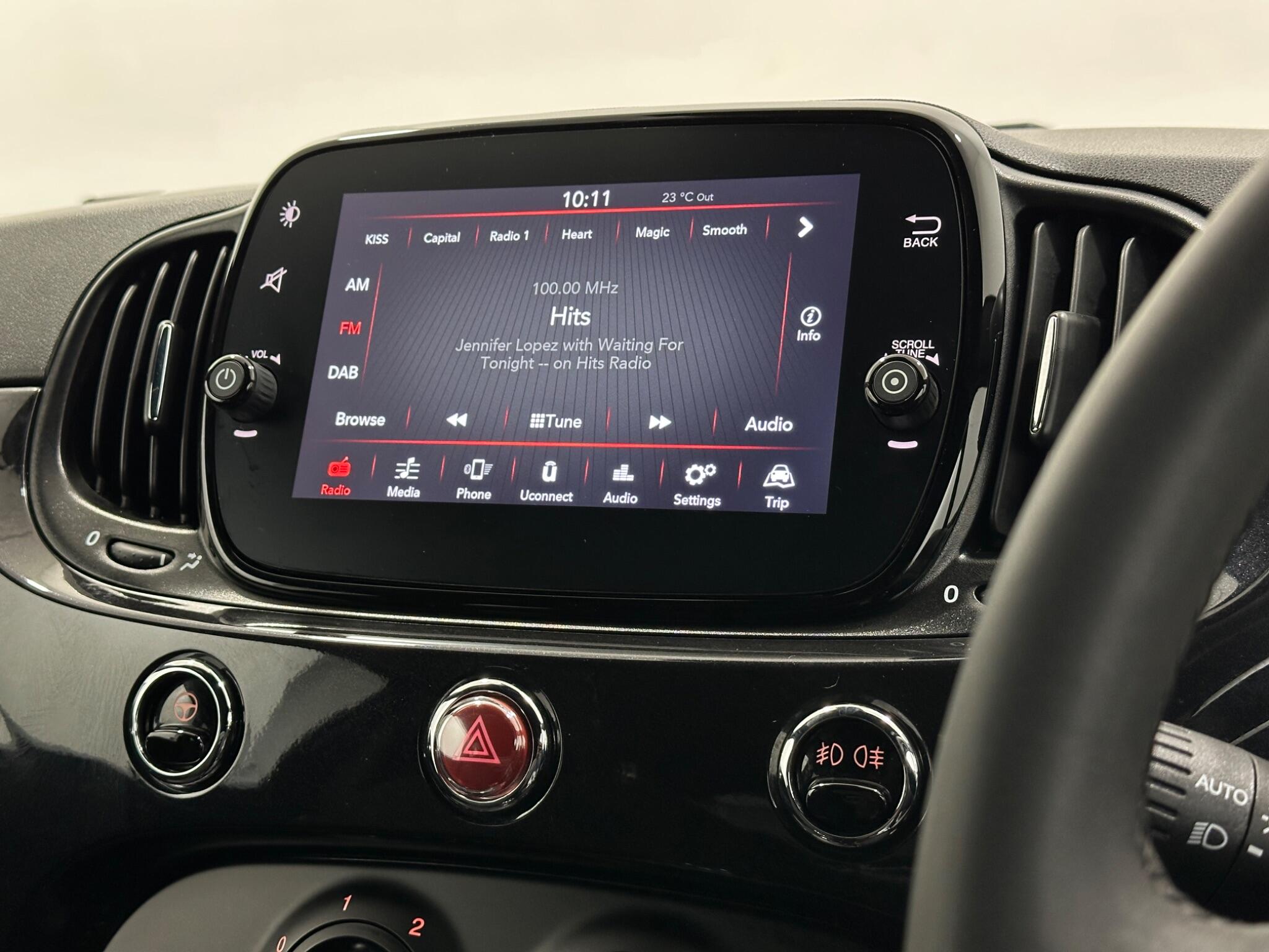 Fiat 500c view 22