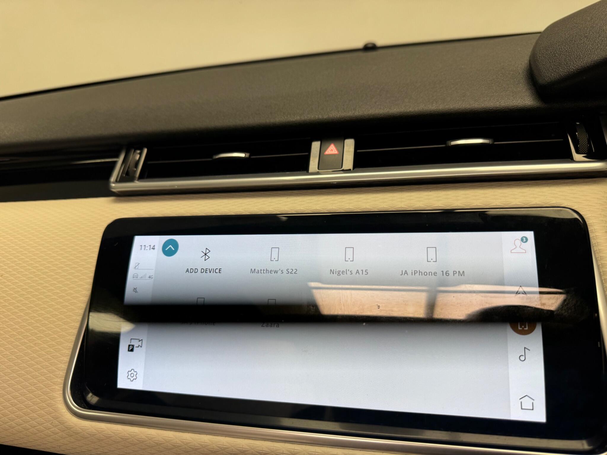 Land Rover Range Rover Velar view 17