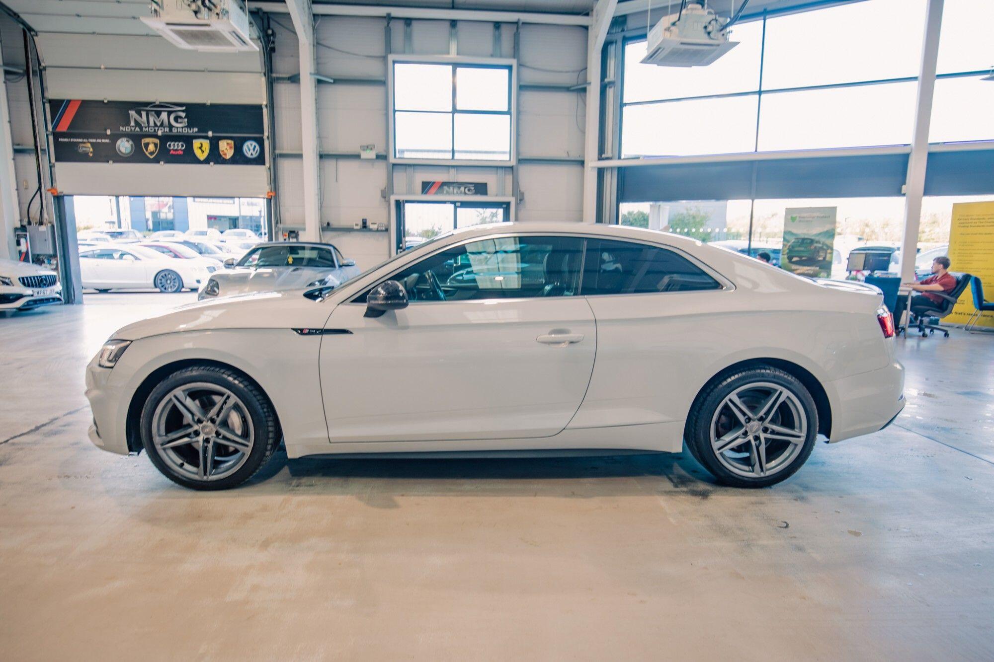 Audi A5 view 22