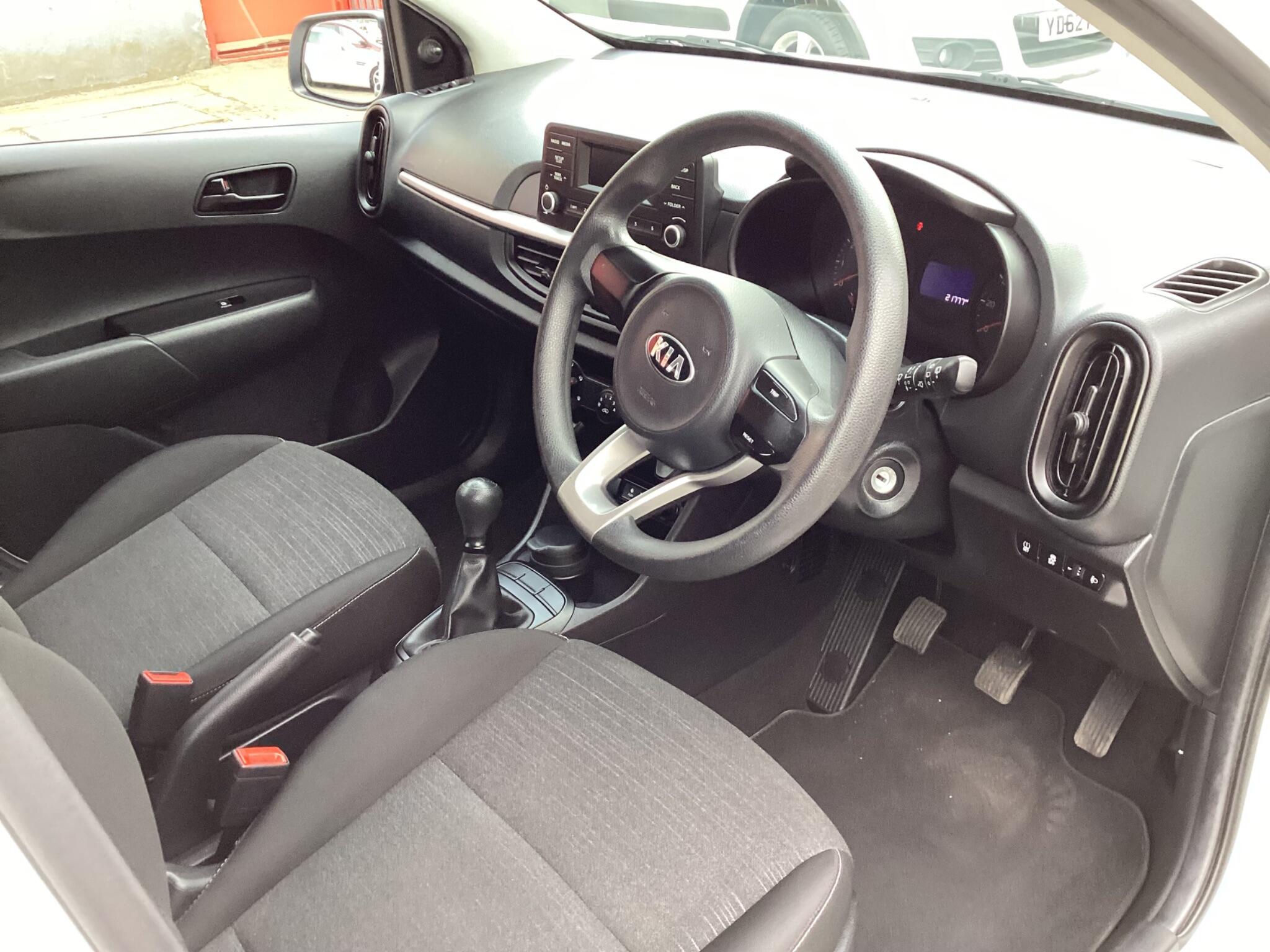 Kia Picanto view 3
