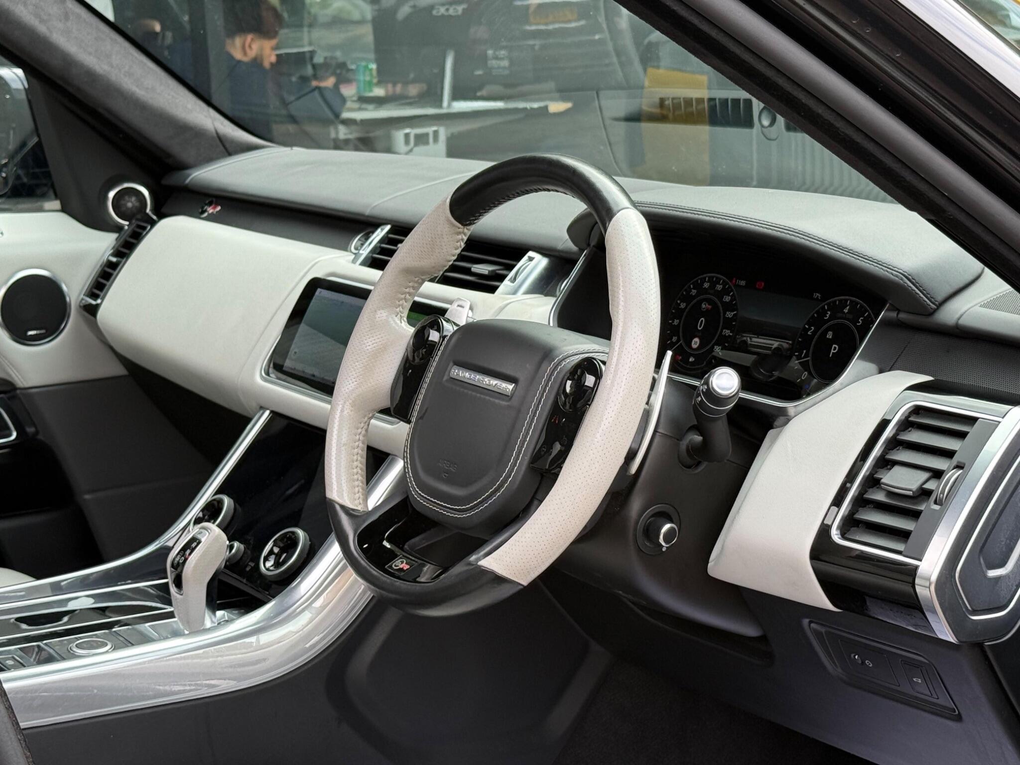 Land Rover Range Rover Sport view 17