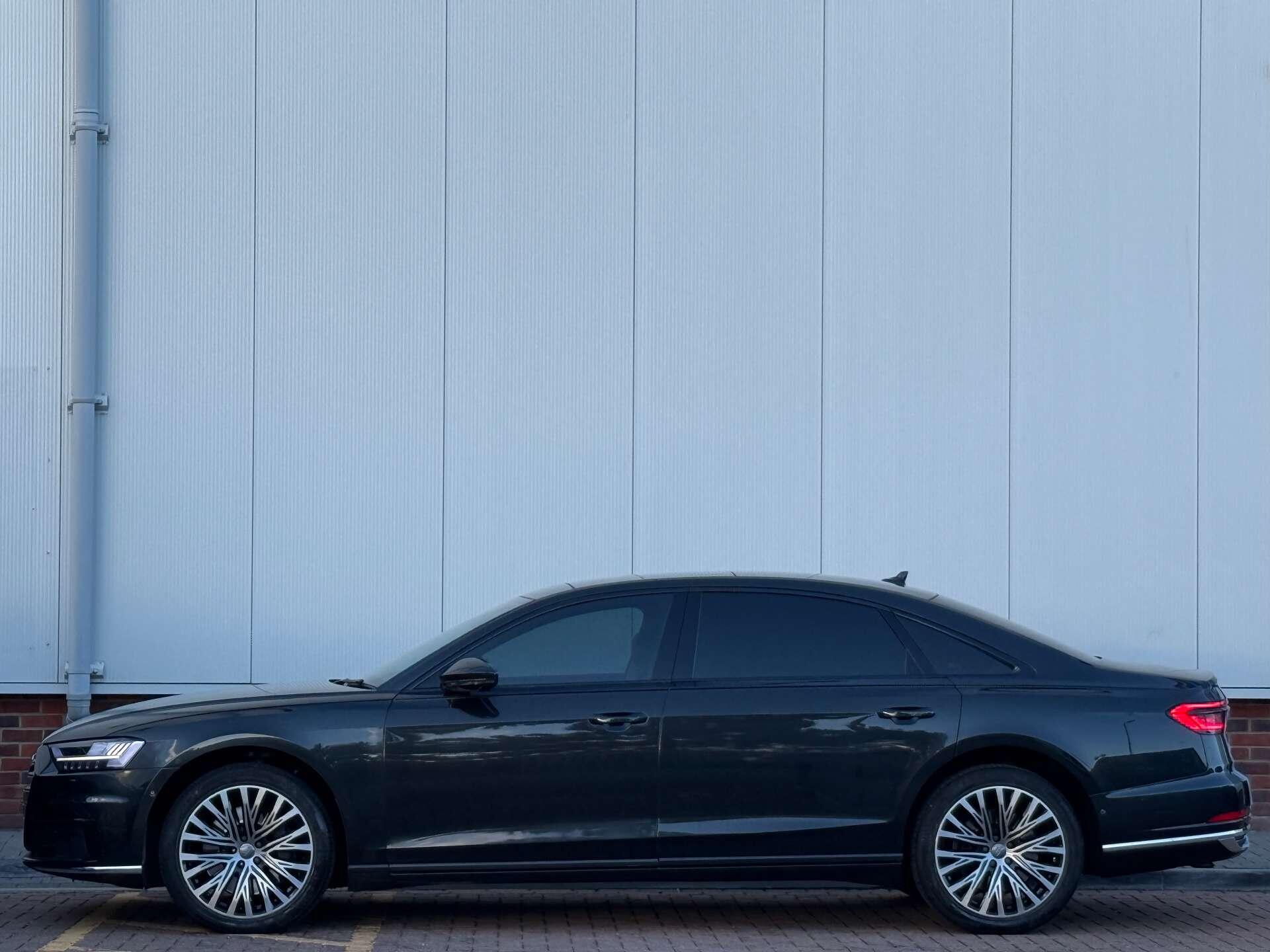 Audi A8 view 14