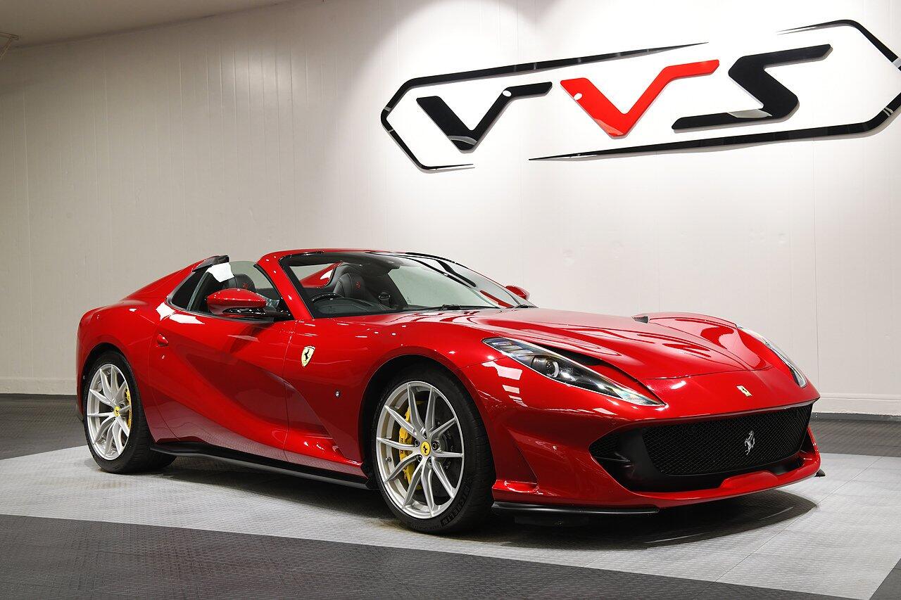 Ferrari 812 view 42