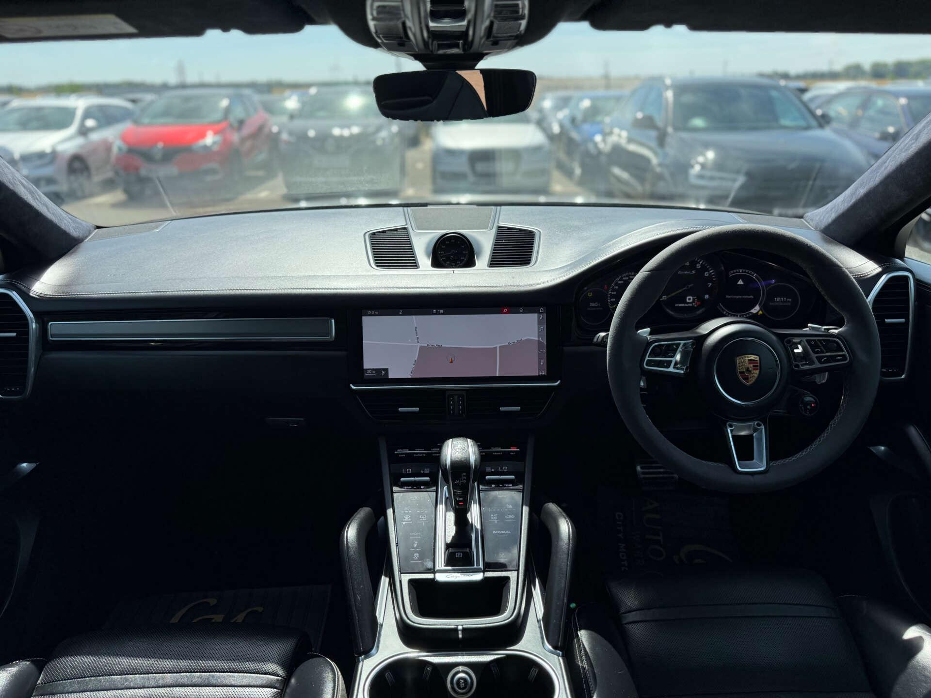 Porsche Cayenne view 72
