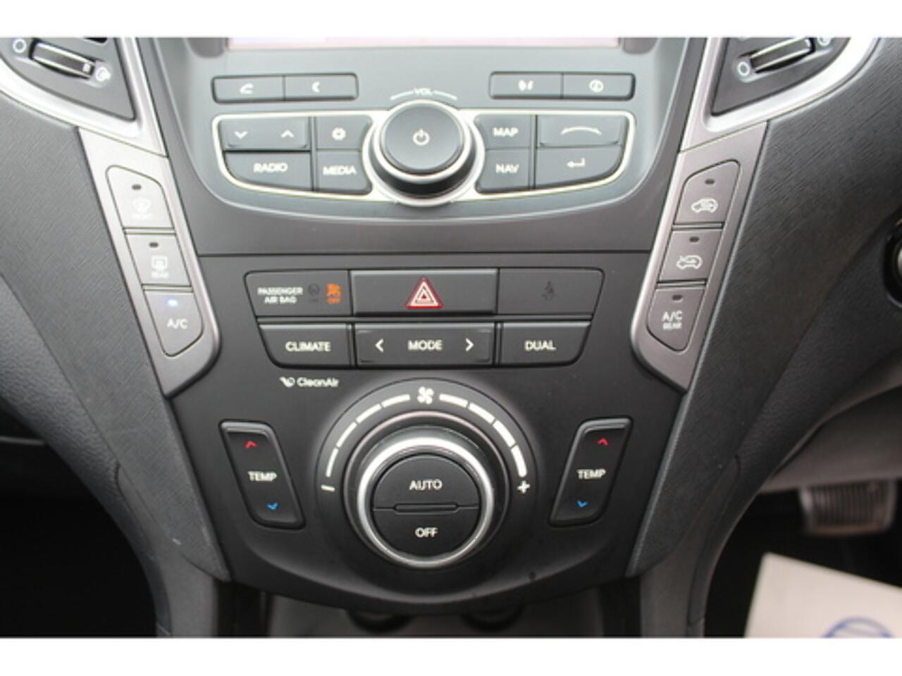 Hyundai Santa Fe view 24