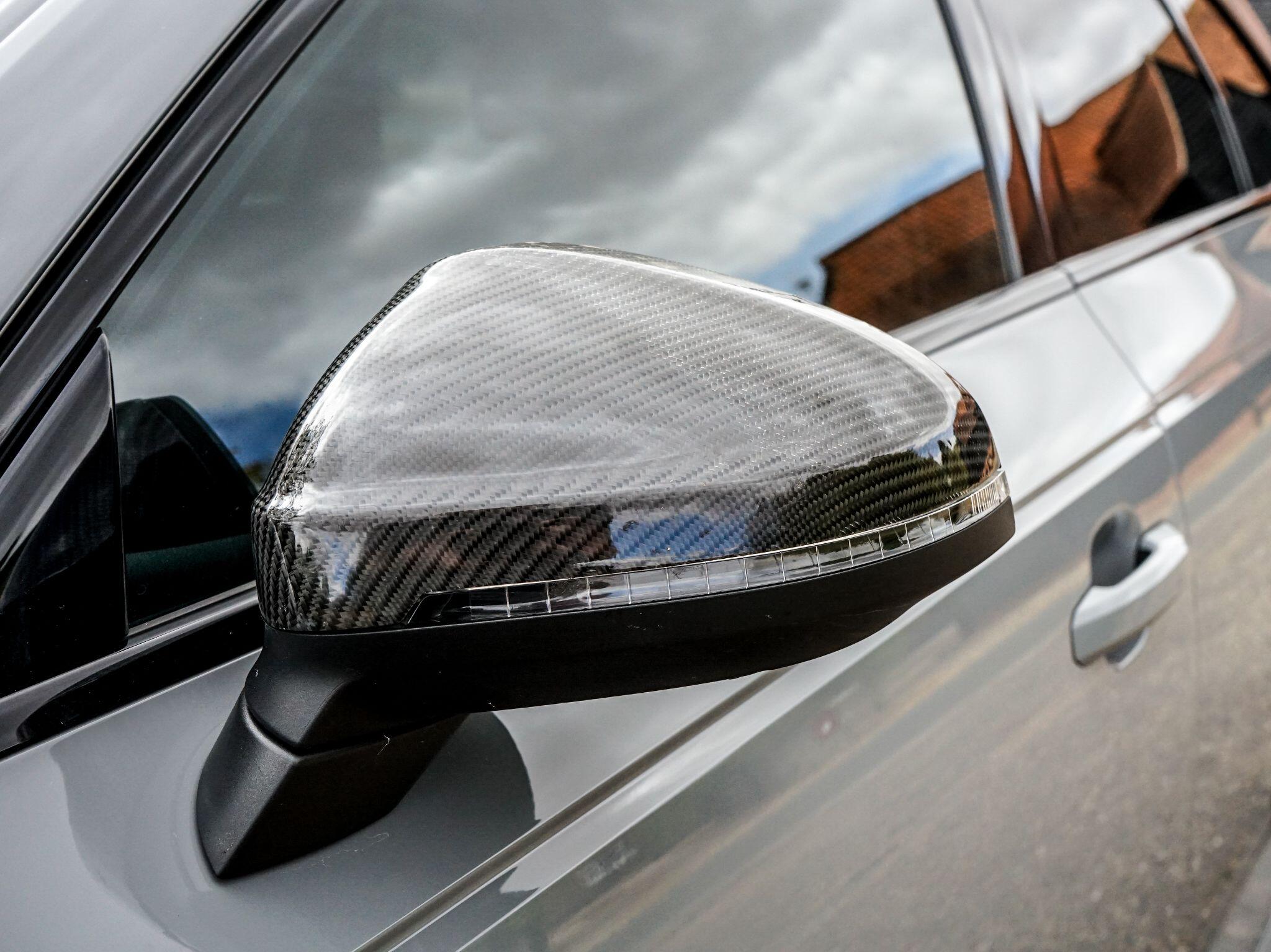 Audi RS4 Avant view 25
