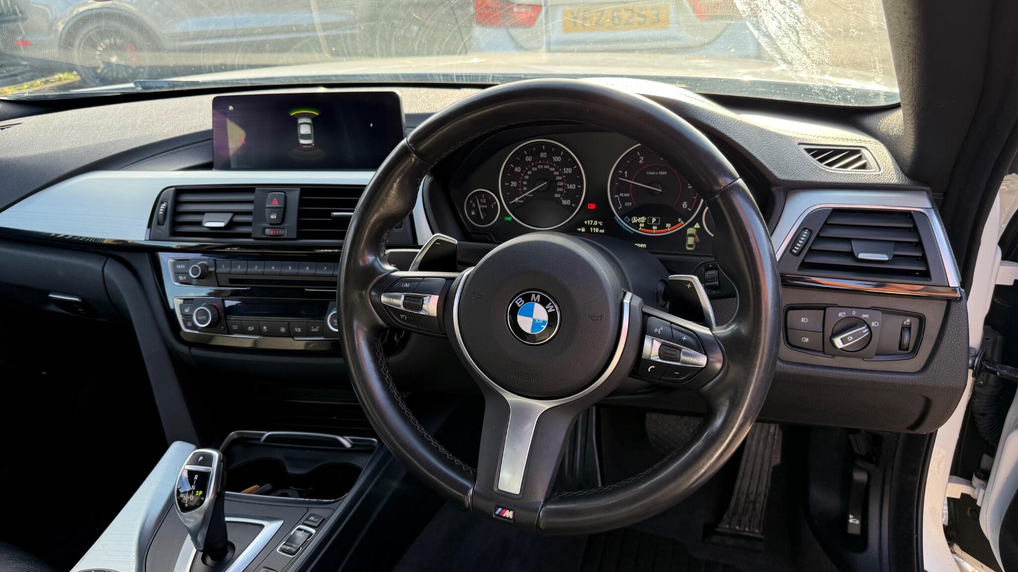 BMW 4 Series view 24