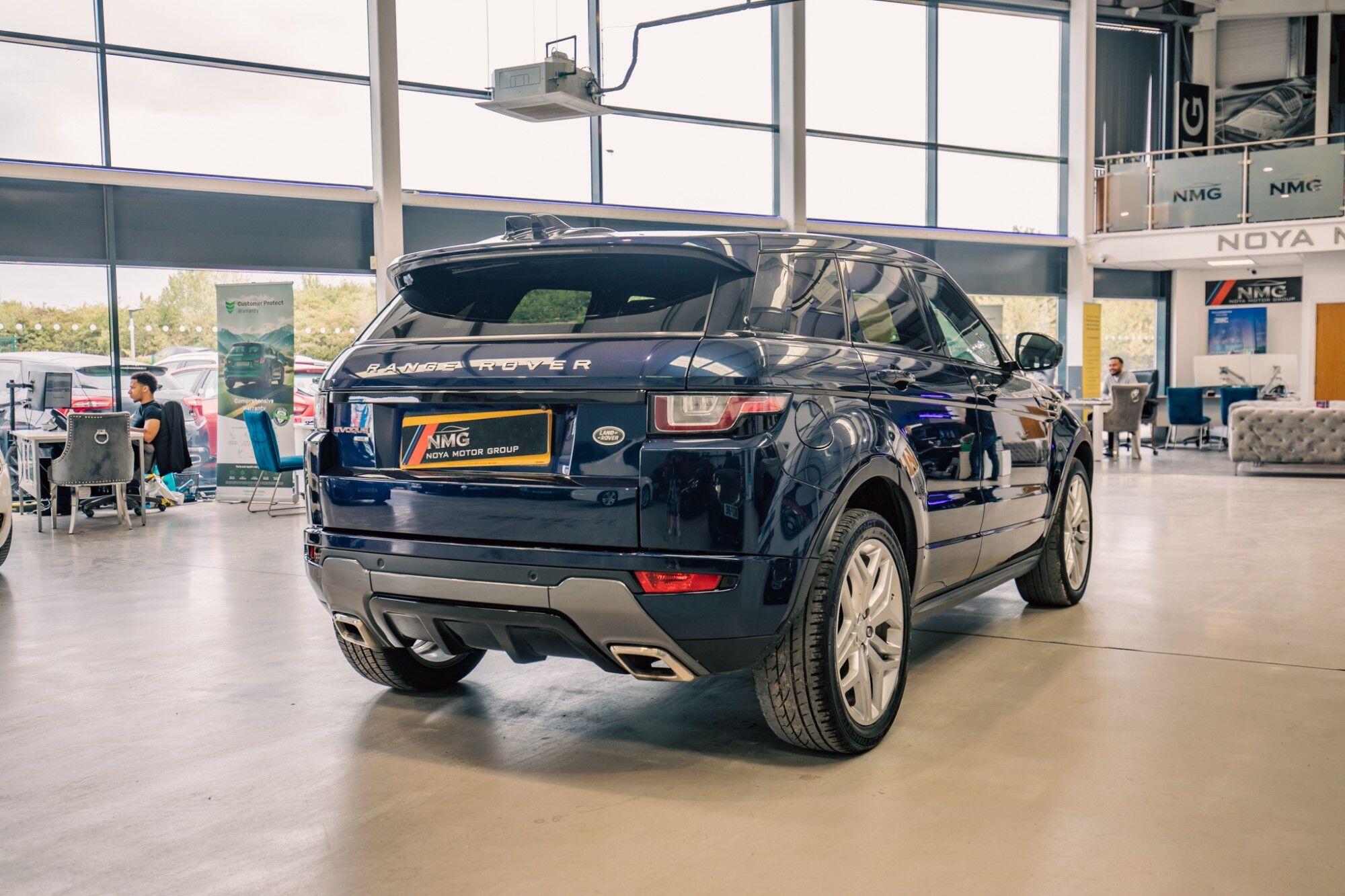Land Rover Range Rover Evoque view 28
