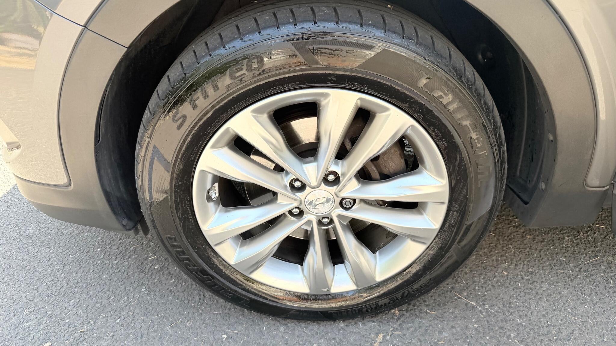 Hyundai Santa Fe view 50