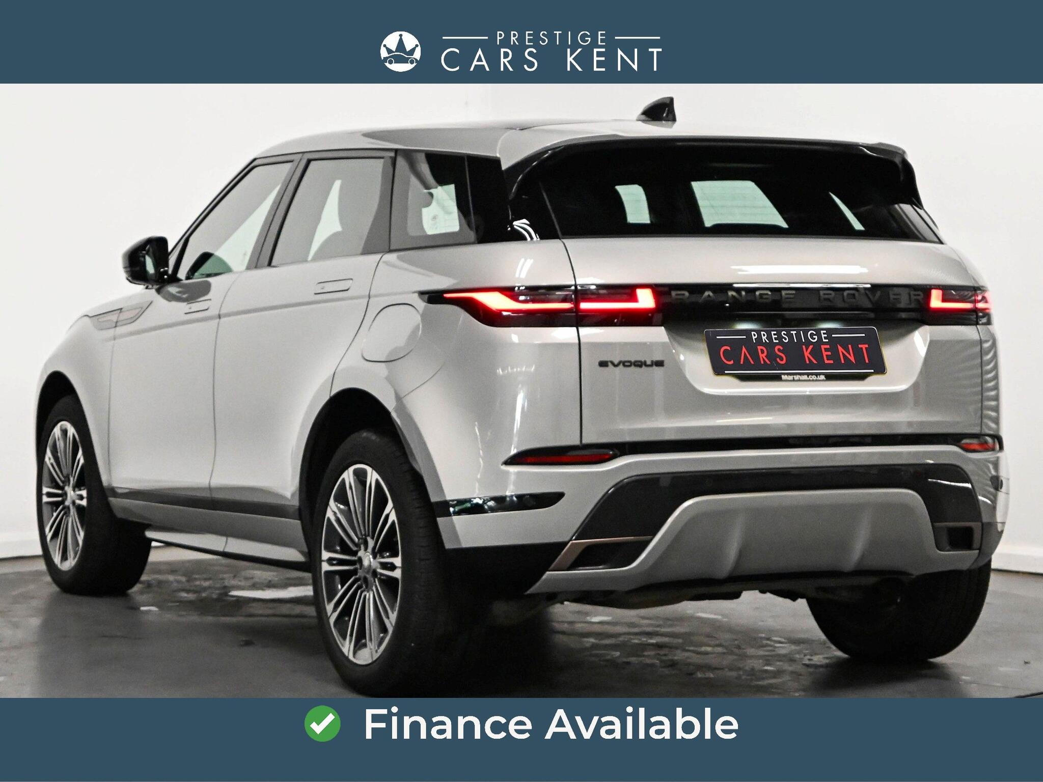 Land Rover Range Rover Evoque view 3