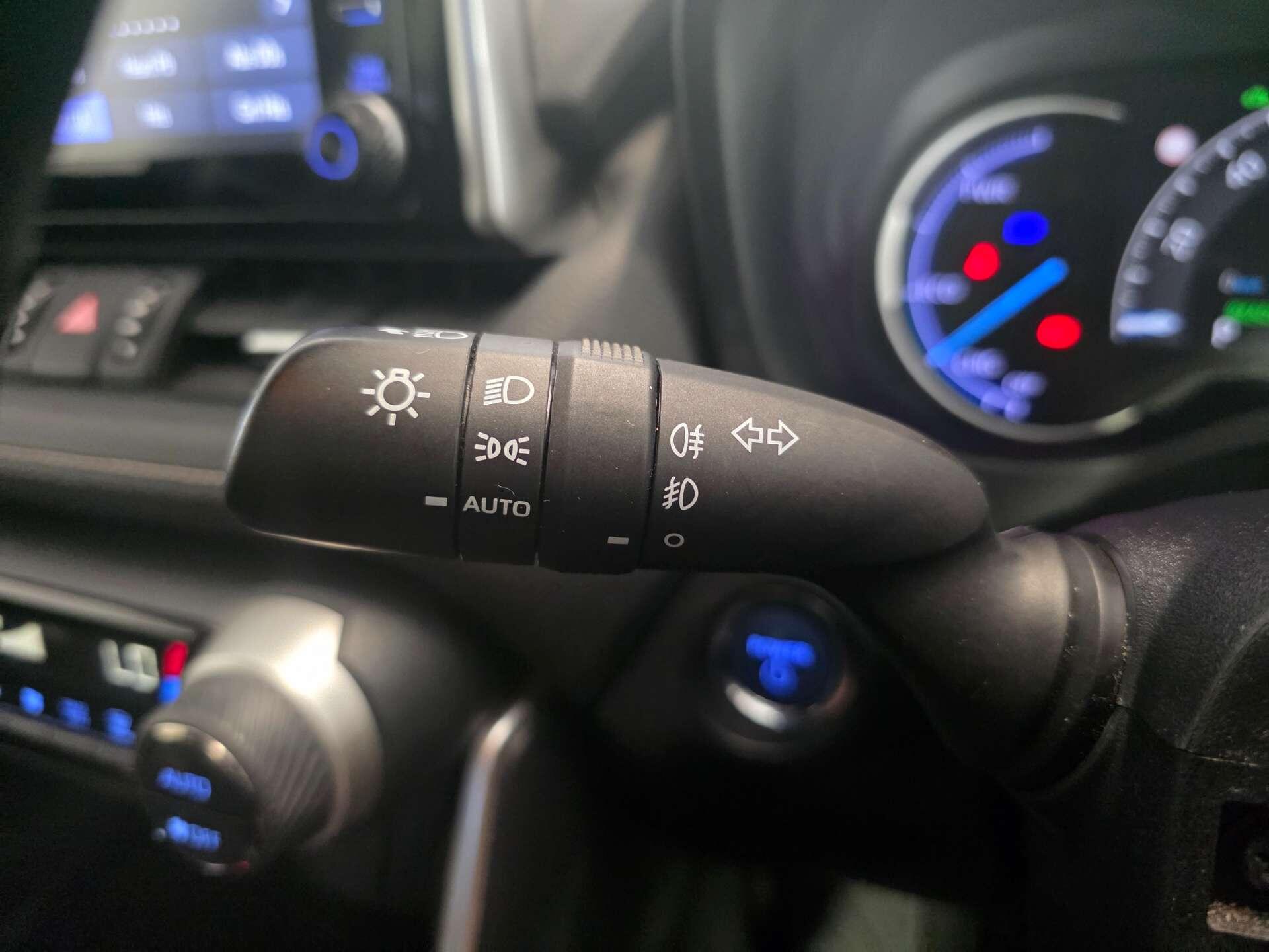 Toyota Rav4 view 21
