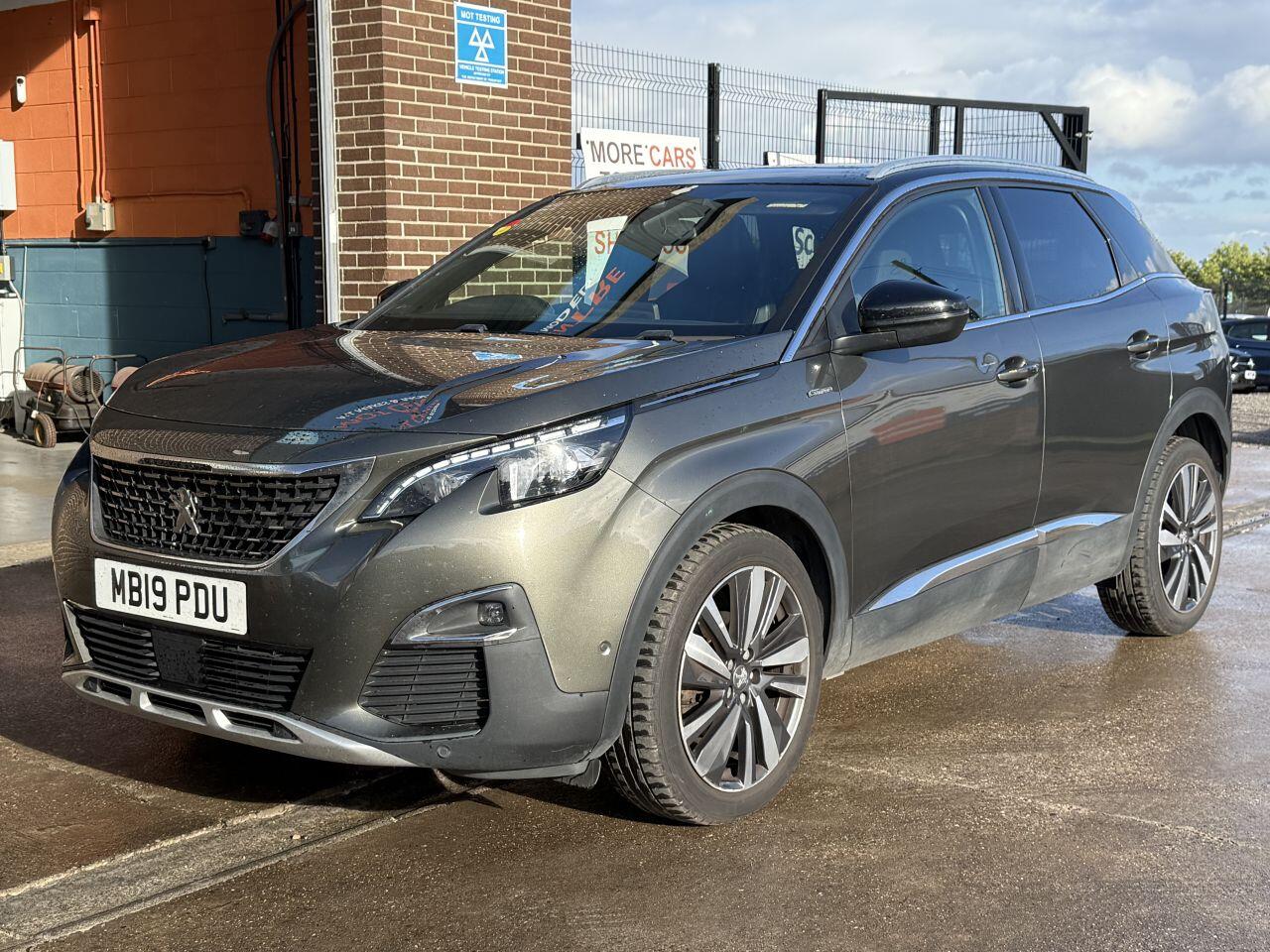 Peugeot 3008 view 3