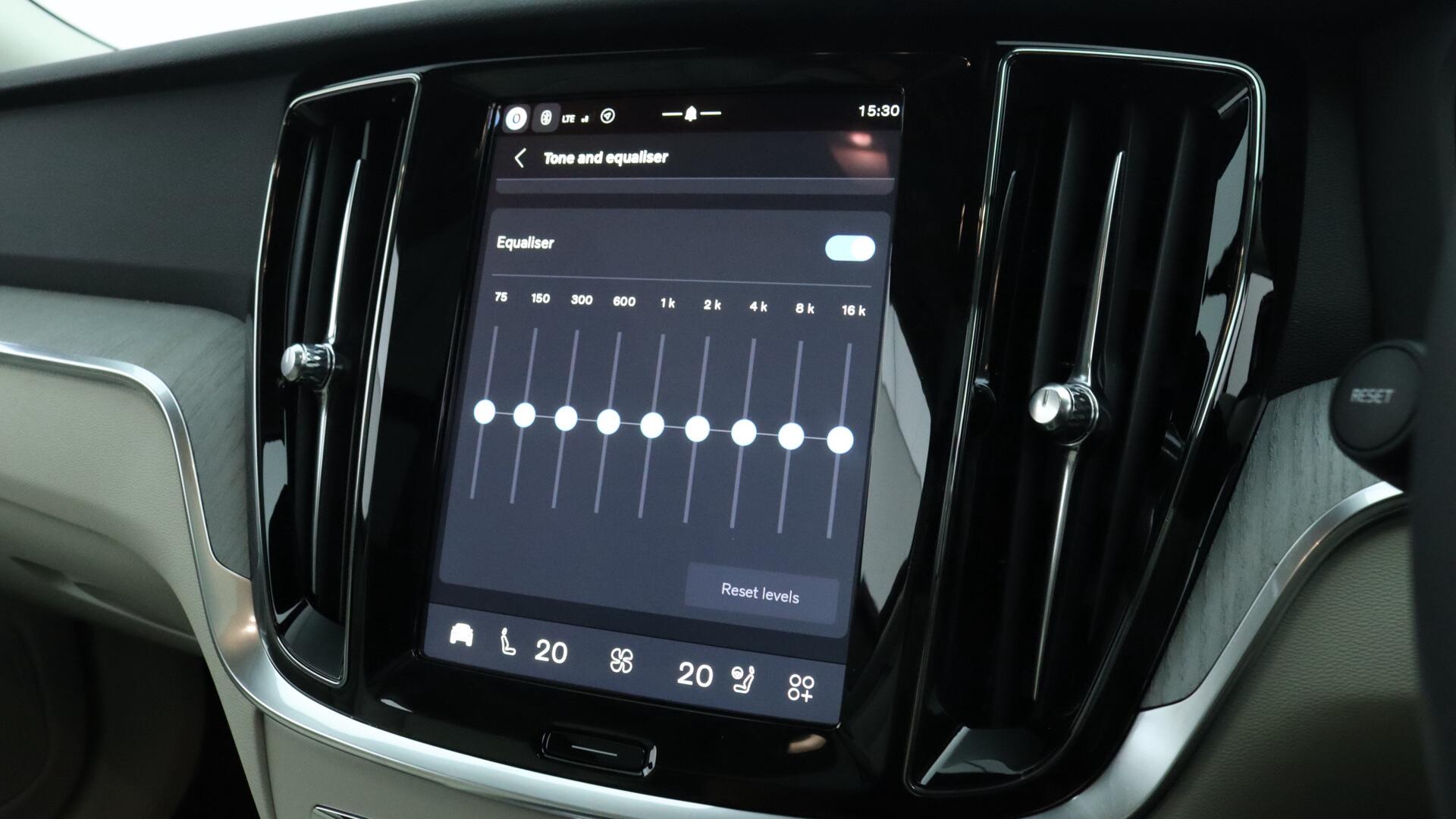 Volvo V60 view 41