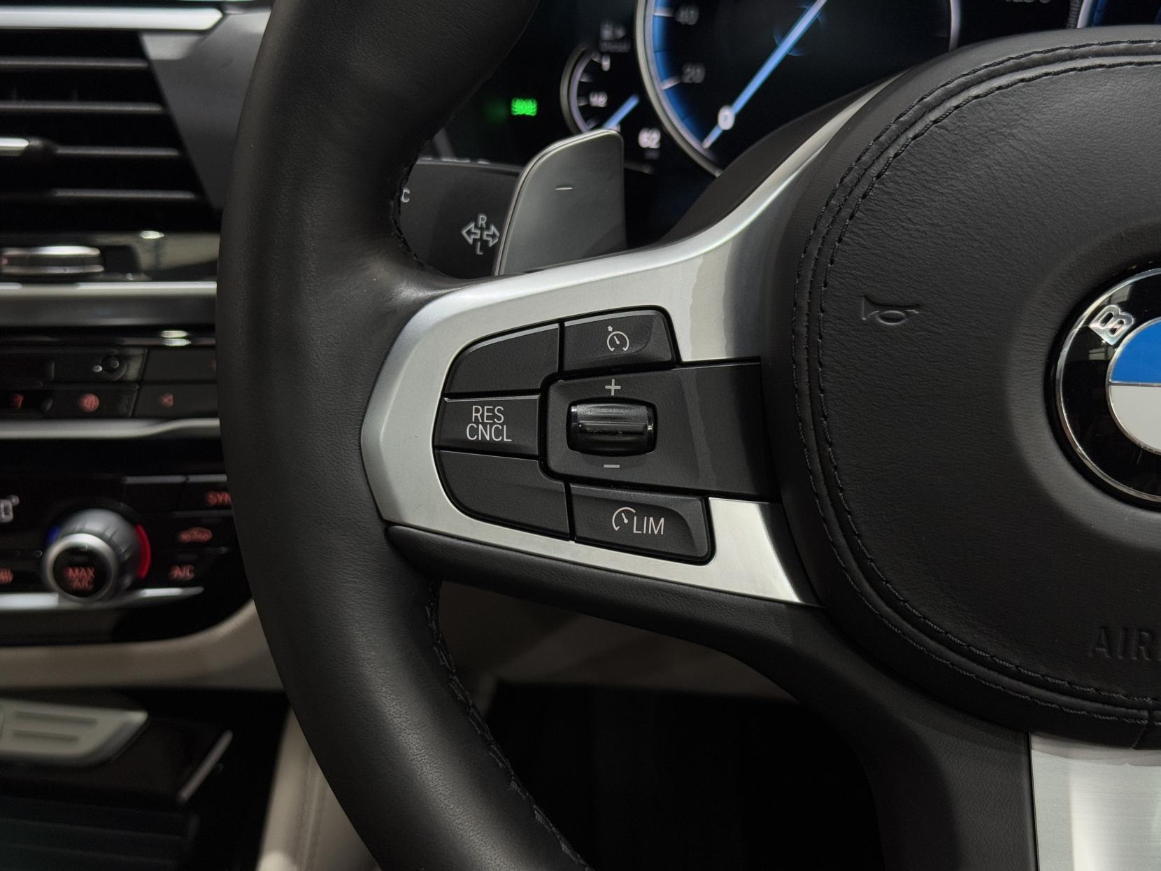 BMW X4 view 50