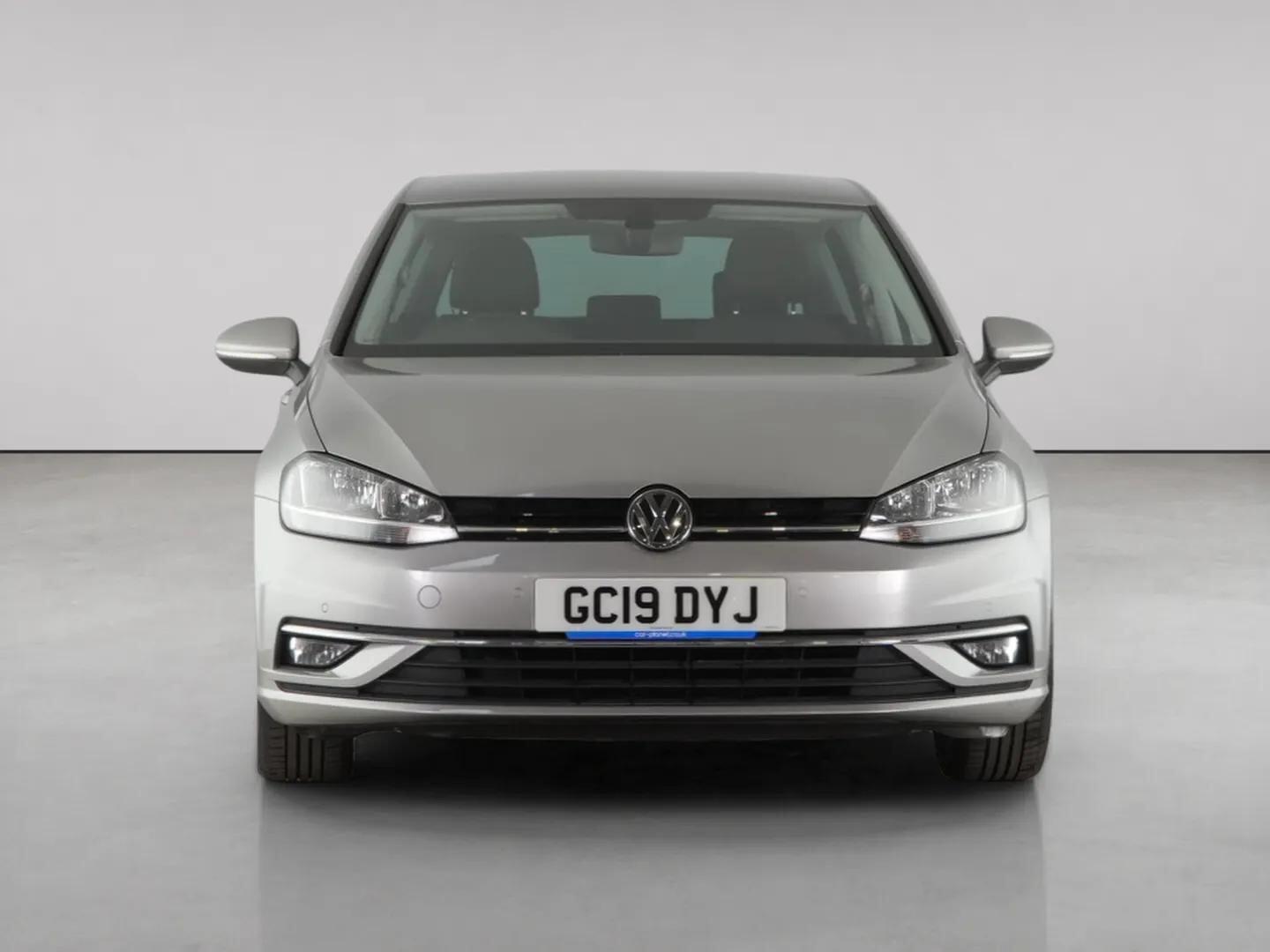 Volkswagen Golf view 5