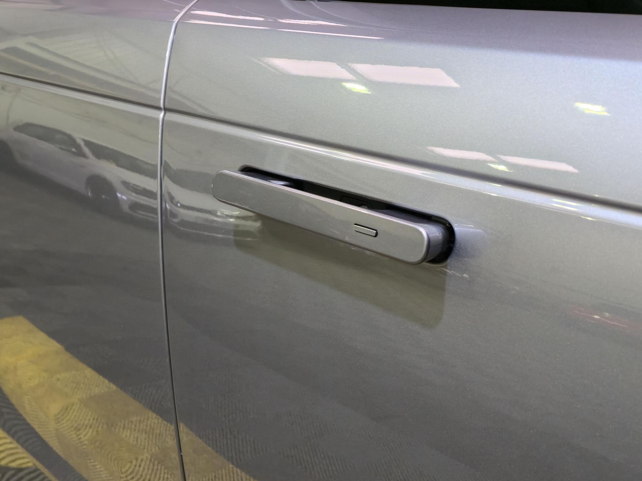Land Rover Range Rover Sport view 35