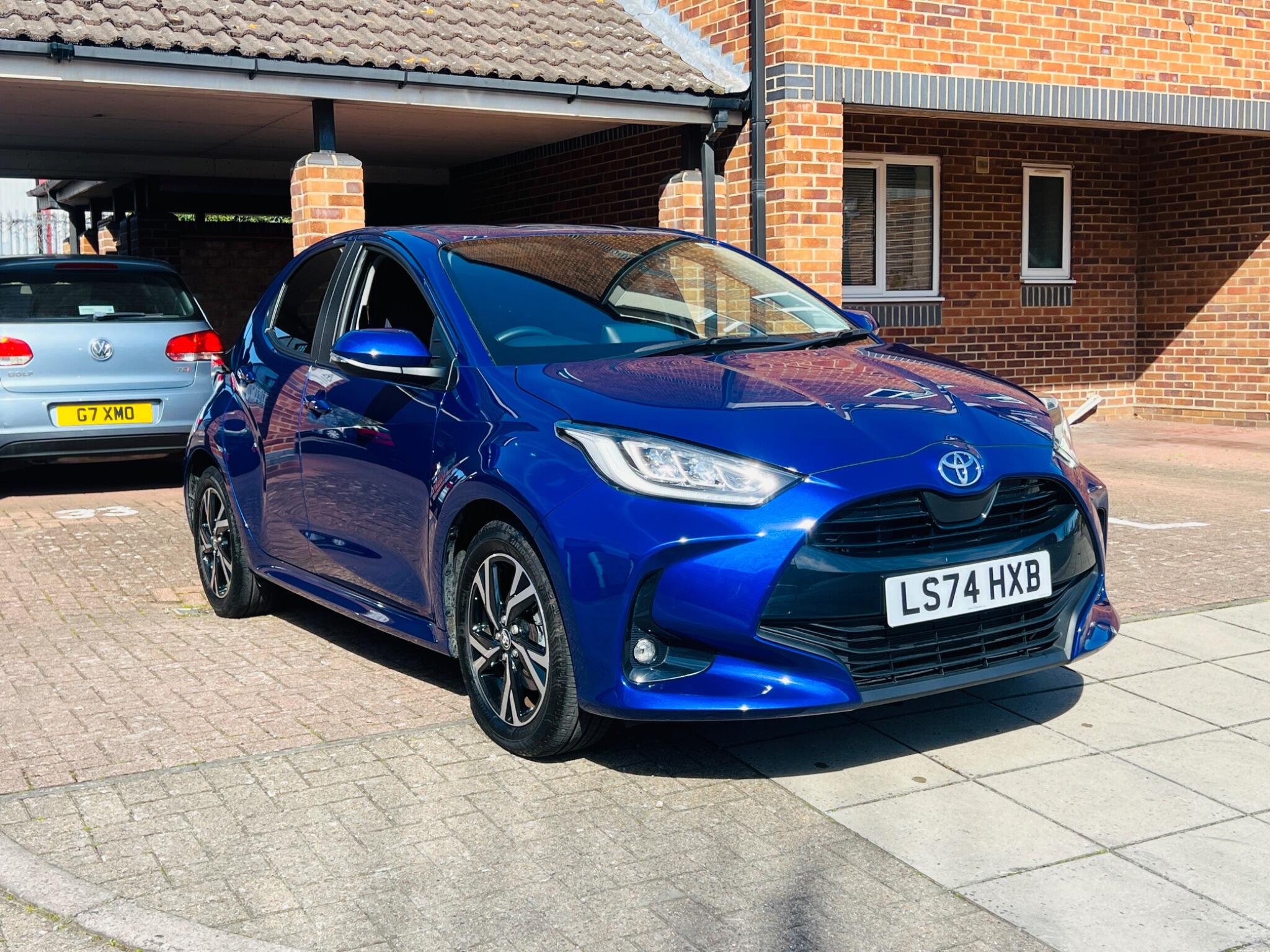 Toyota Yaris view 9