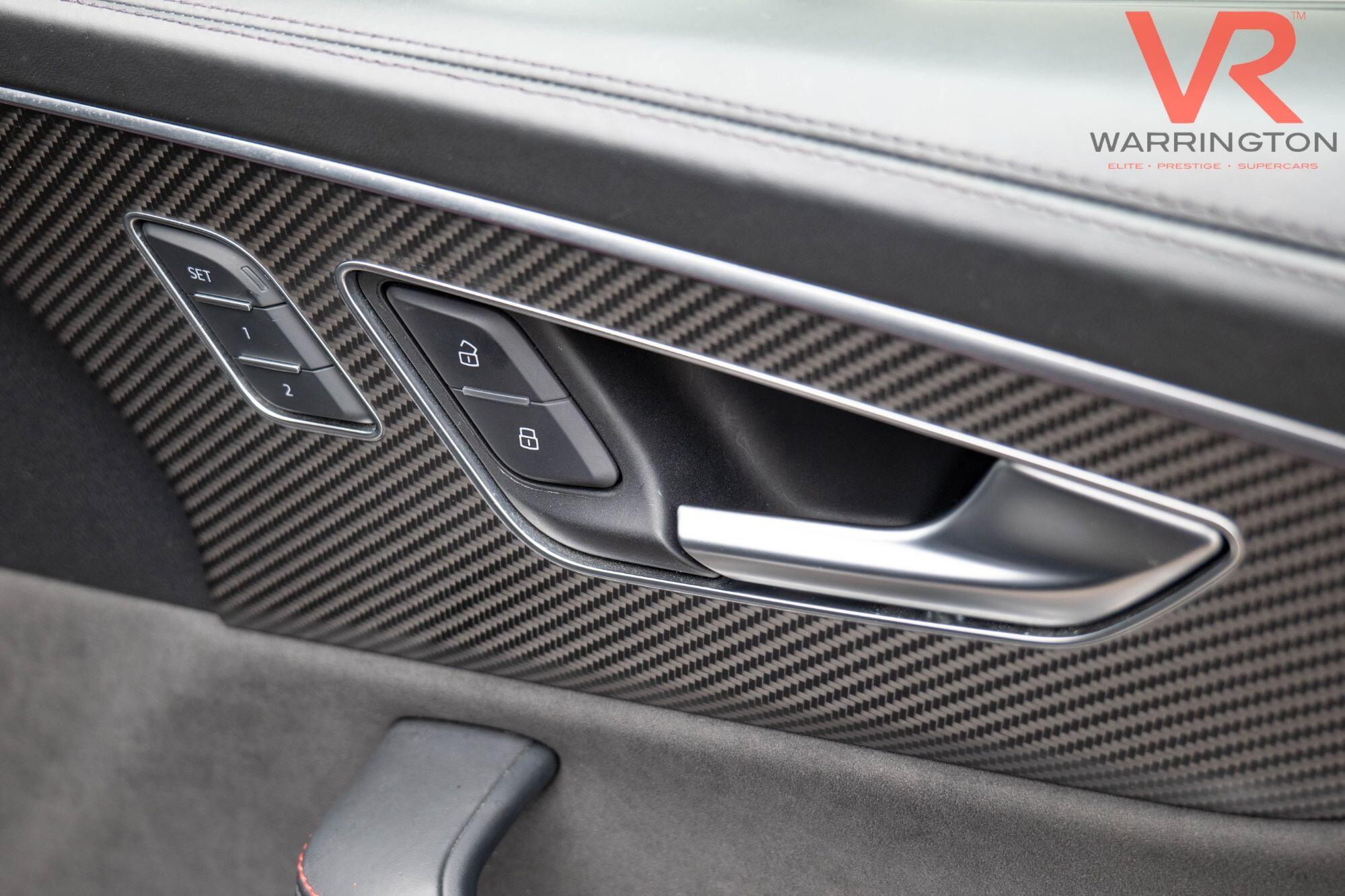 Audi RSQ8 view 26