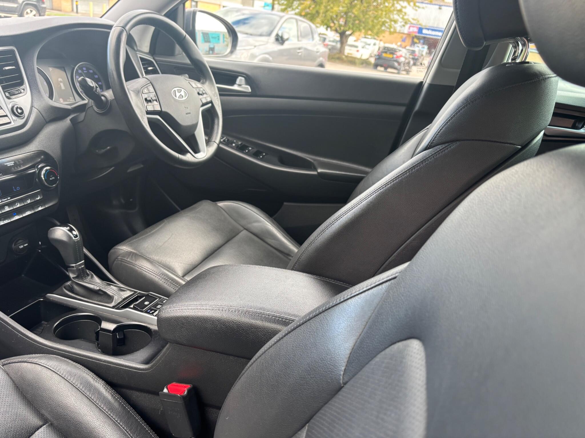 Hyundai Tucson view 34