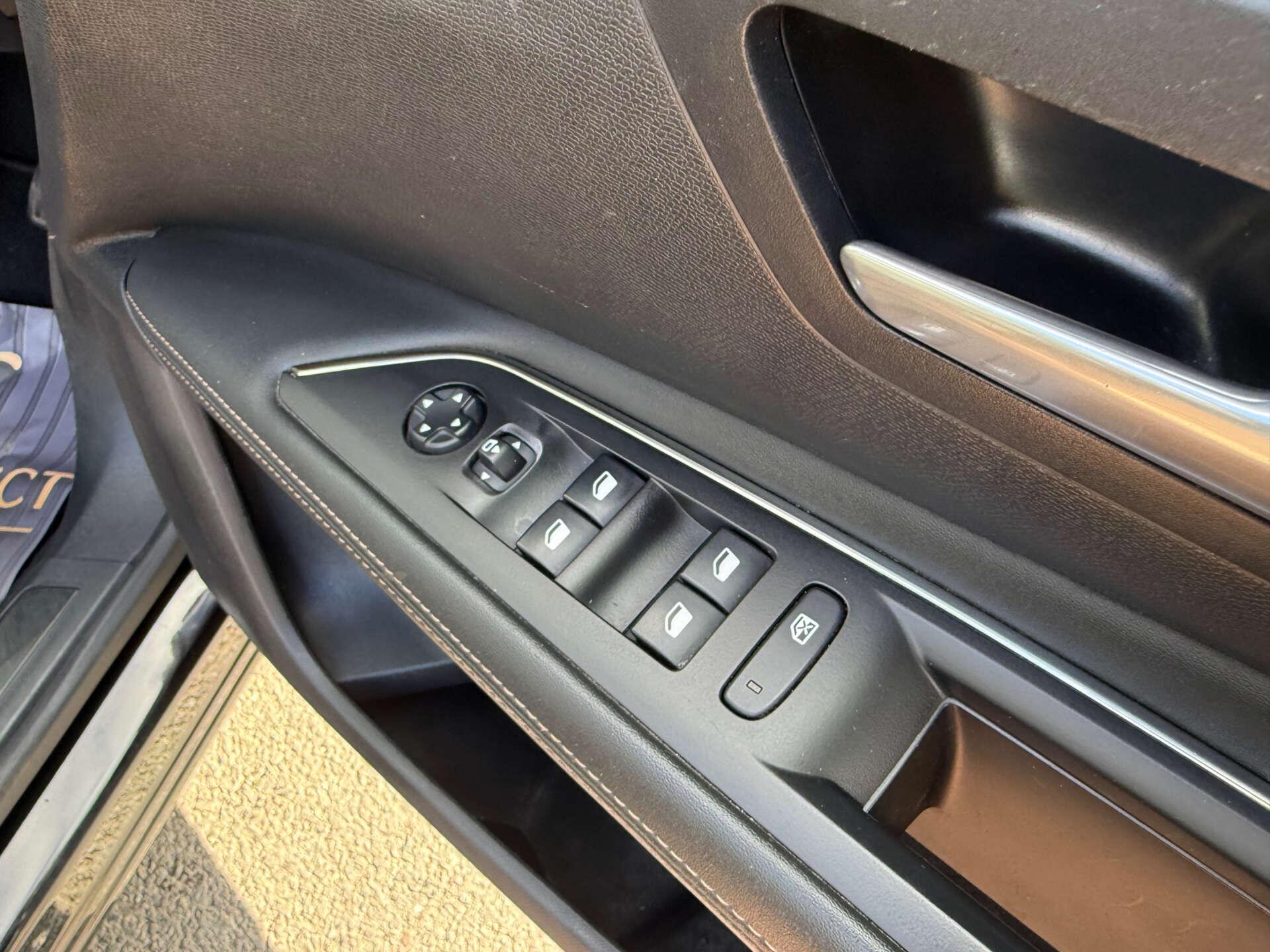 Peugeot 3008 view 38